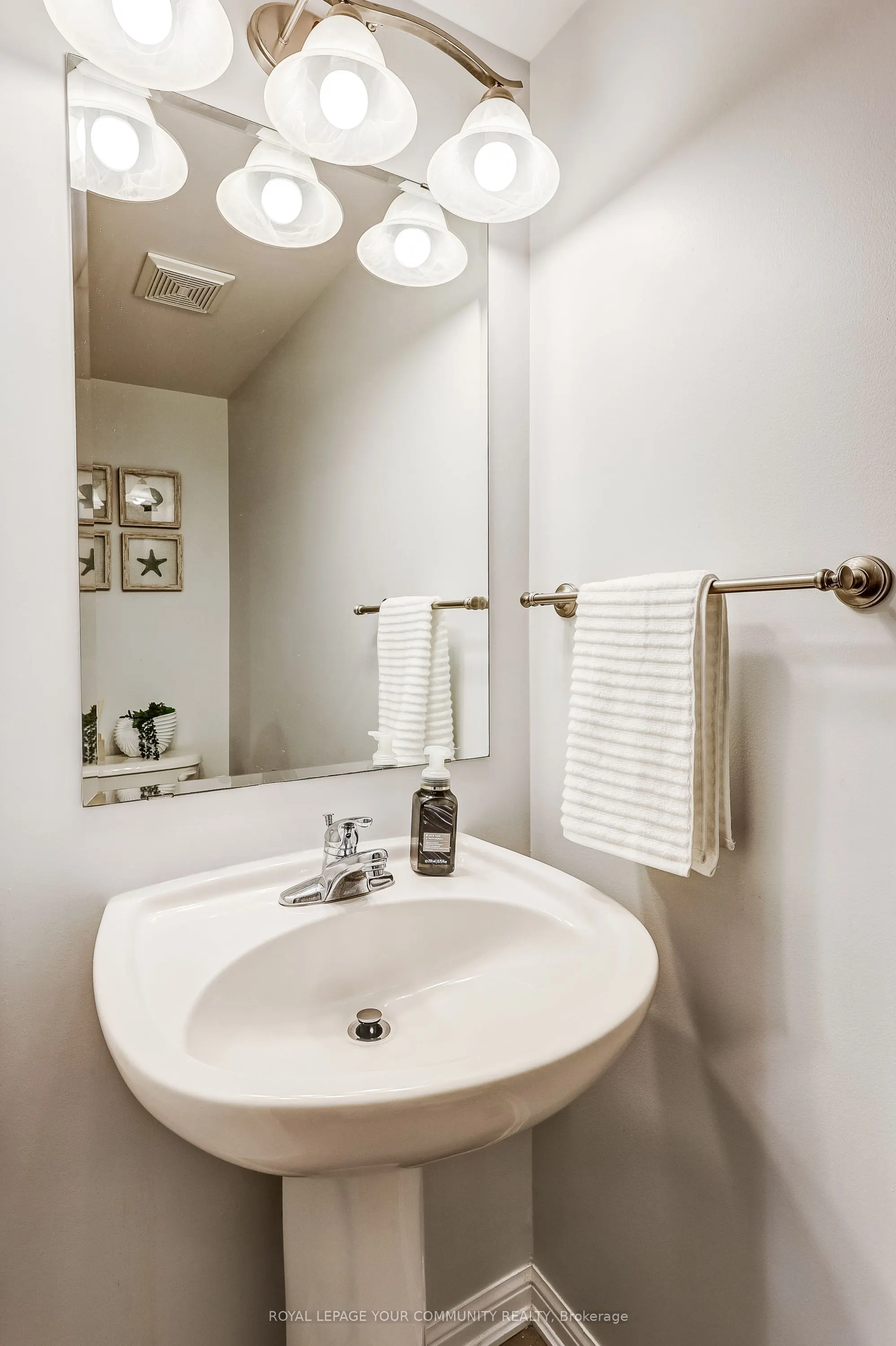 34 Miltrose Crescent