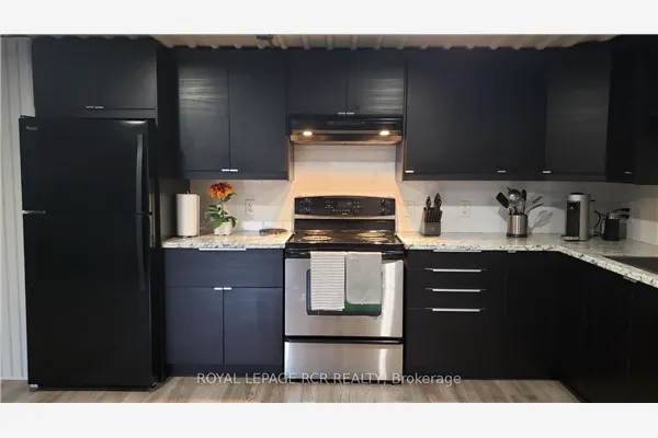 341 Queensville Side Road