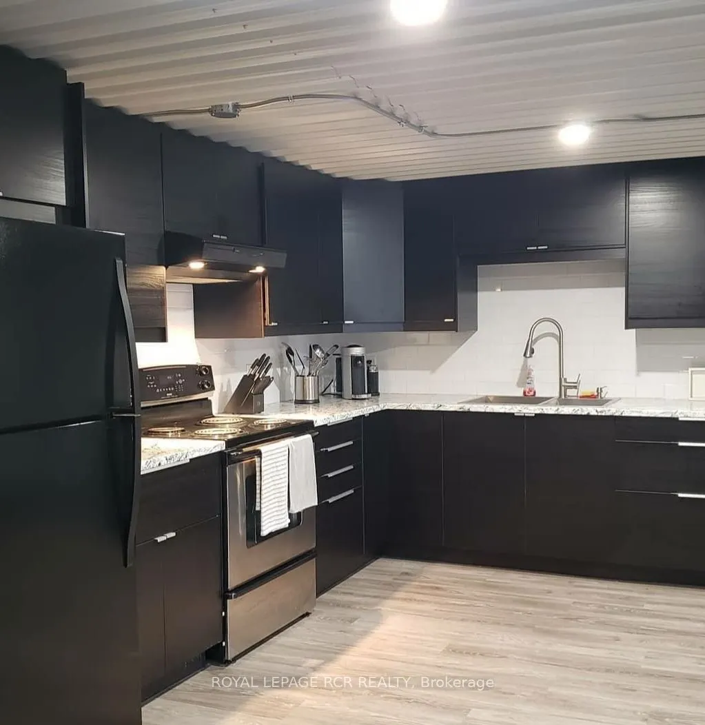 341 Queensville Side Road