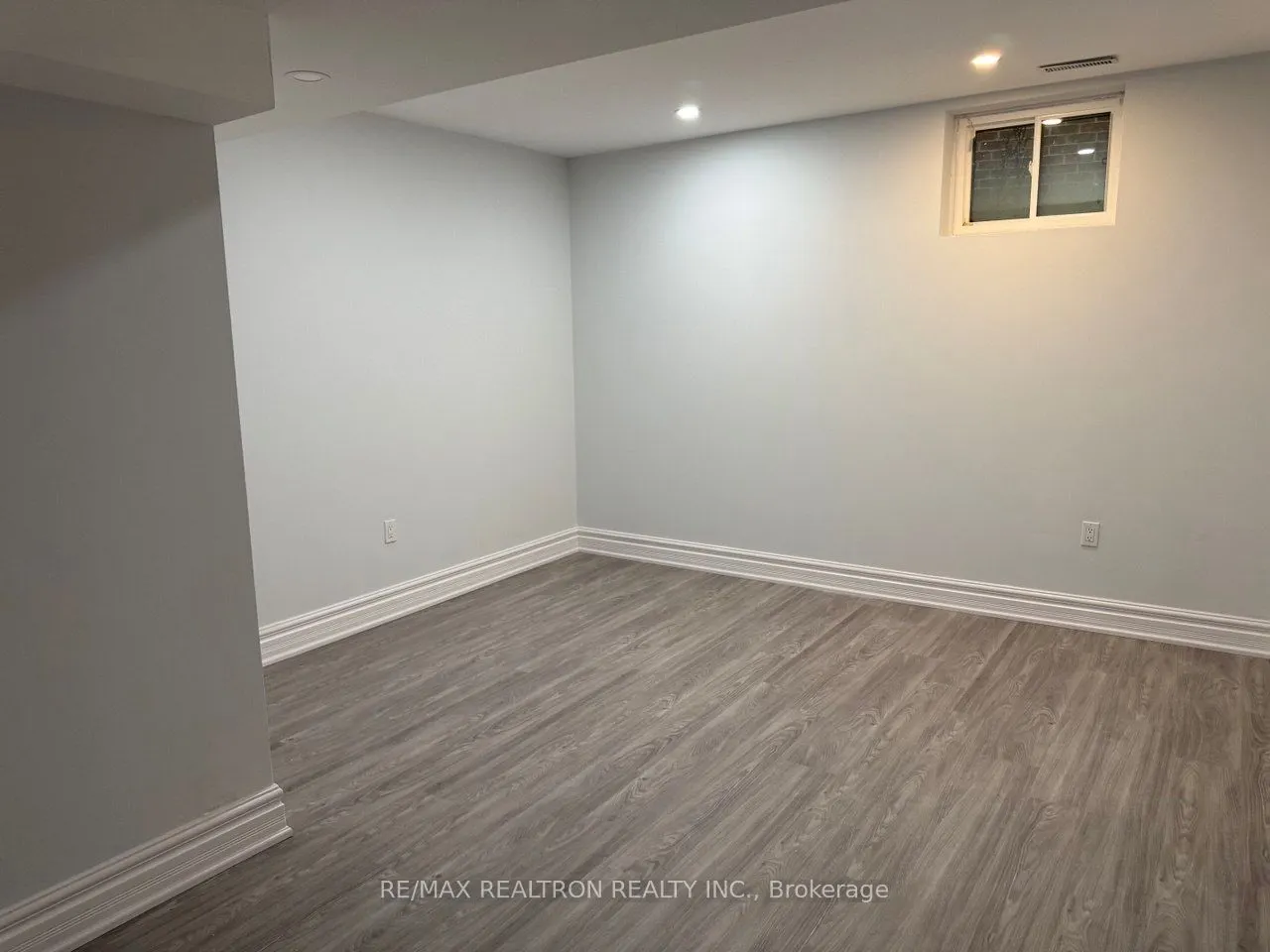 206 Corner Ridge Road, #Basement Unit One