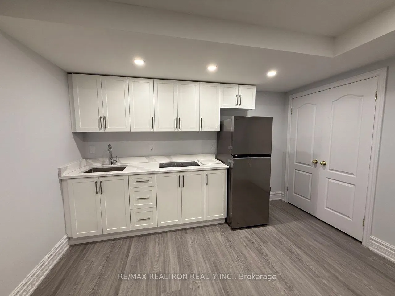 206 Corner Ridge Road, #Basement Unit One