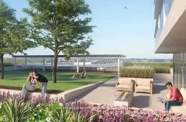 8960 Jane Street, #434