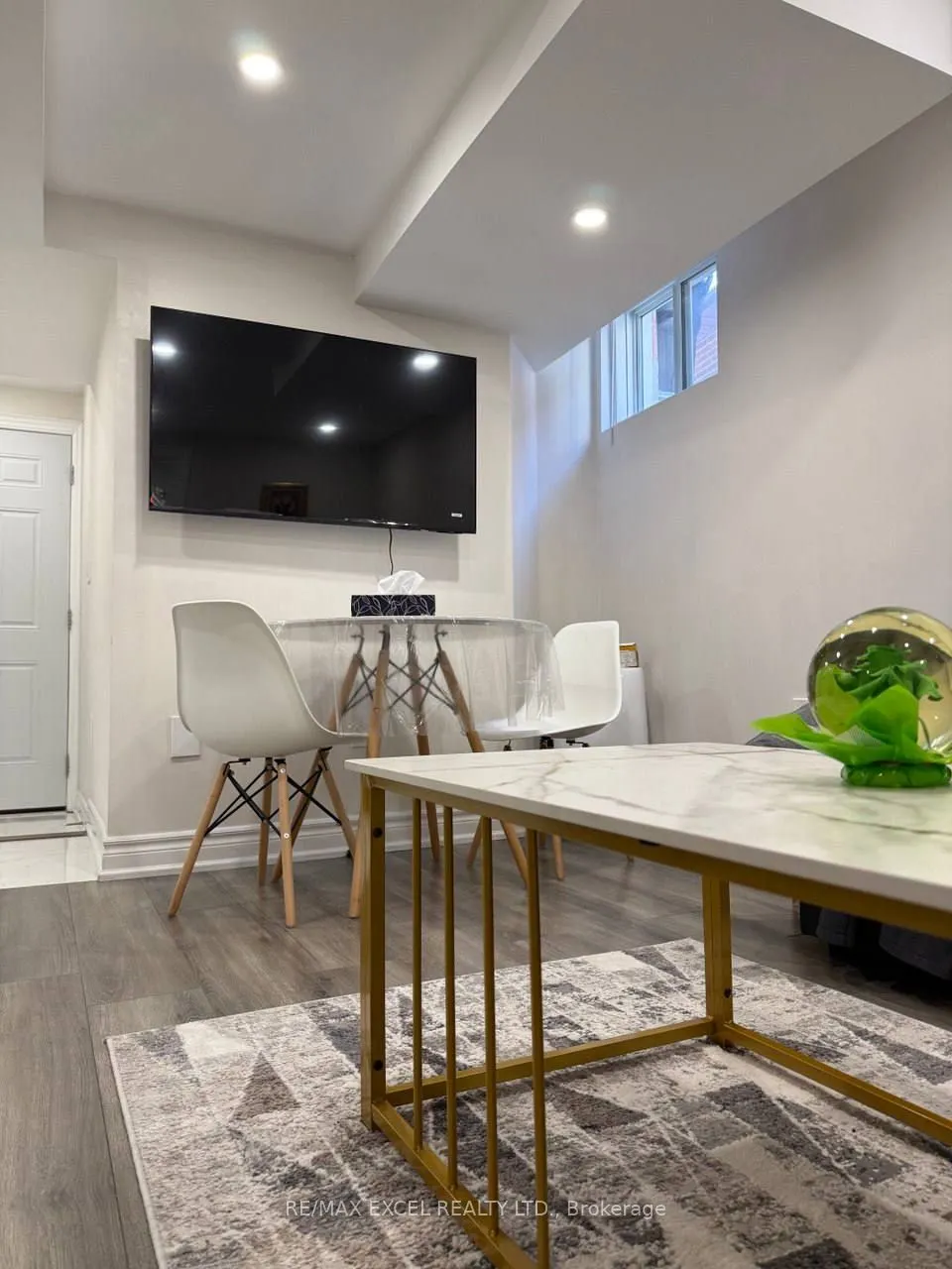 106 Stephenson Crescent, #BASEMENT