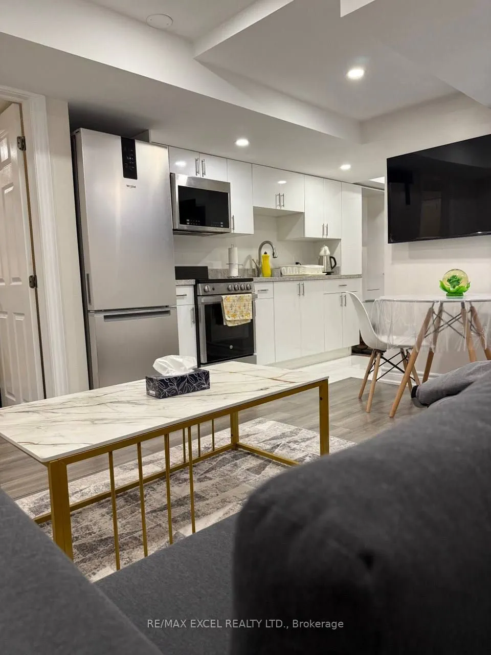 106 Stephenson Crescent, #BASEMENT