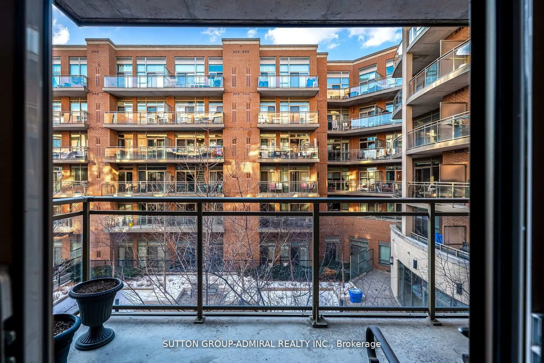 281 Woodbridge Avenue, #342