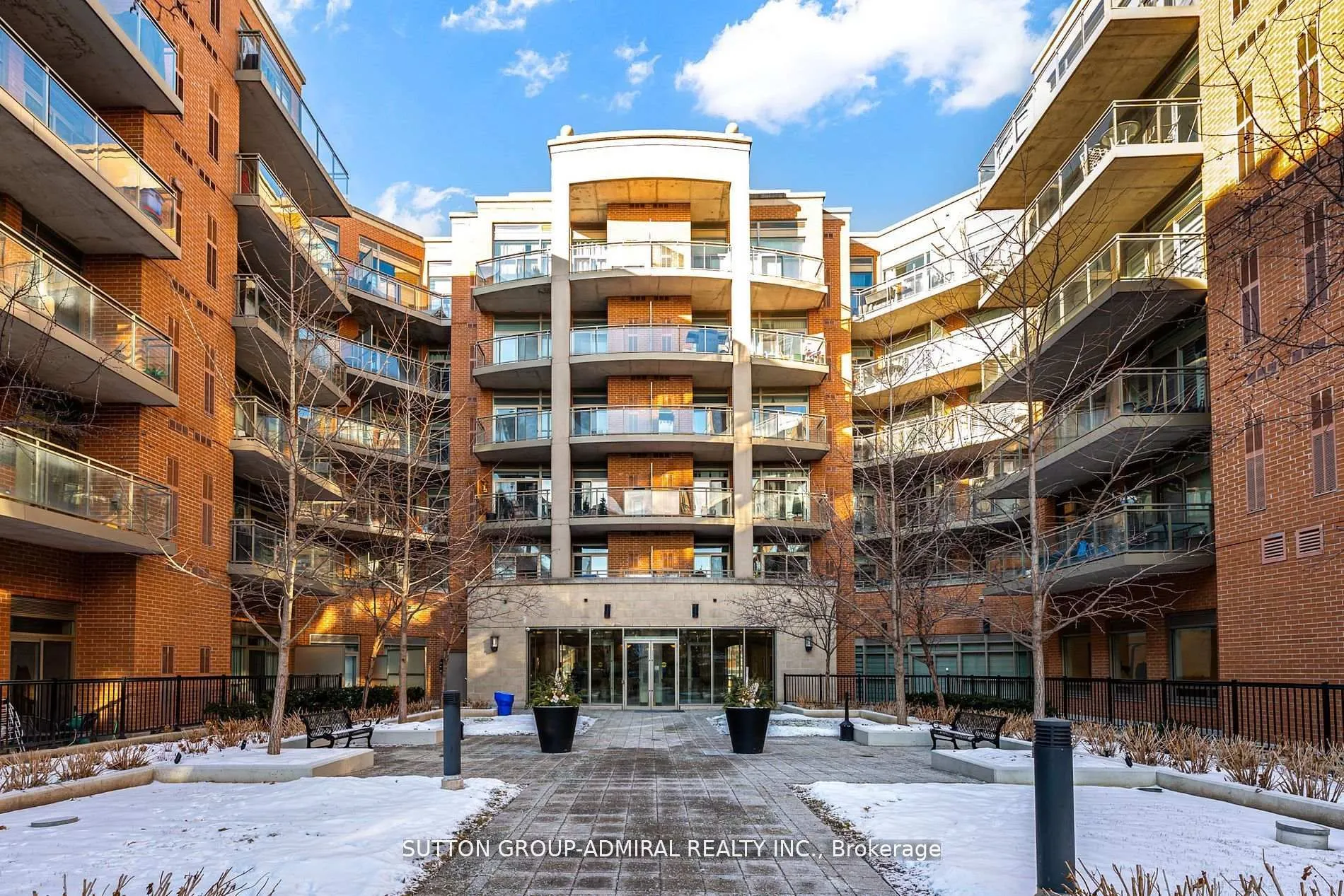 281 Woodbridge Avenue, #342