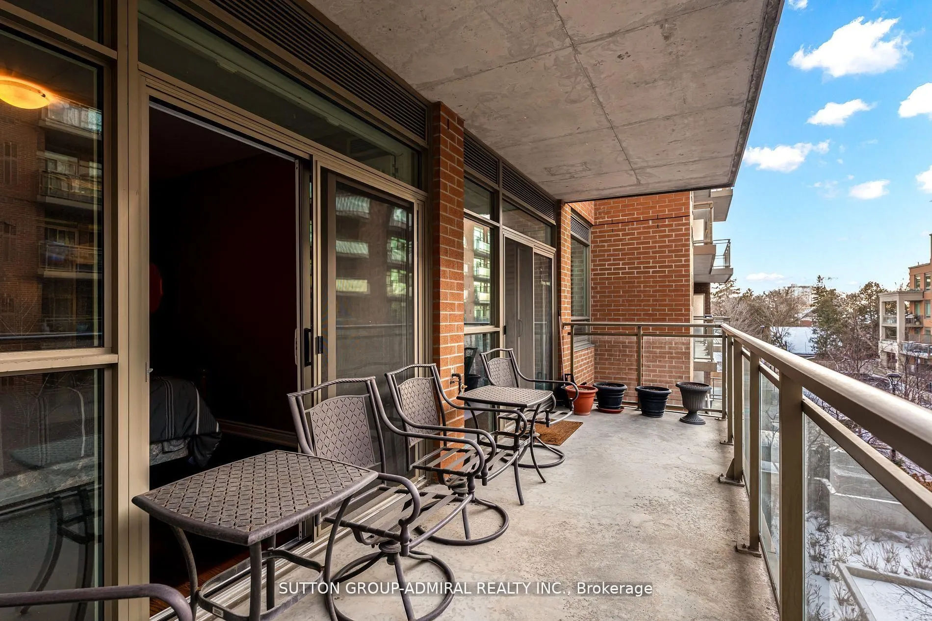 281 Woodbridge Avenue, #342