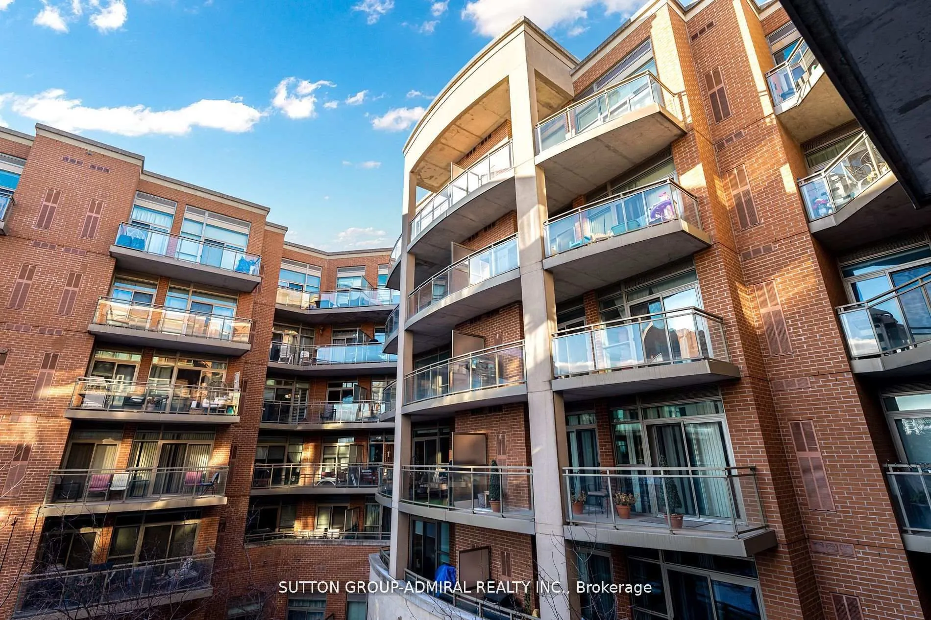 281 Woodbridge Avenue, #342