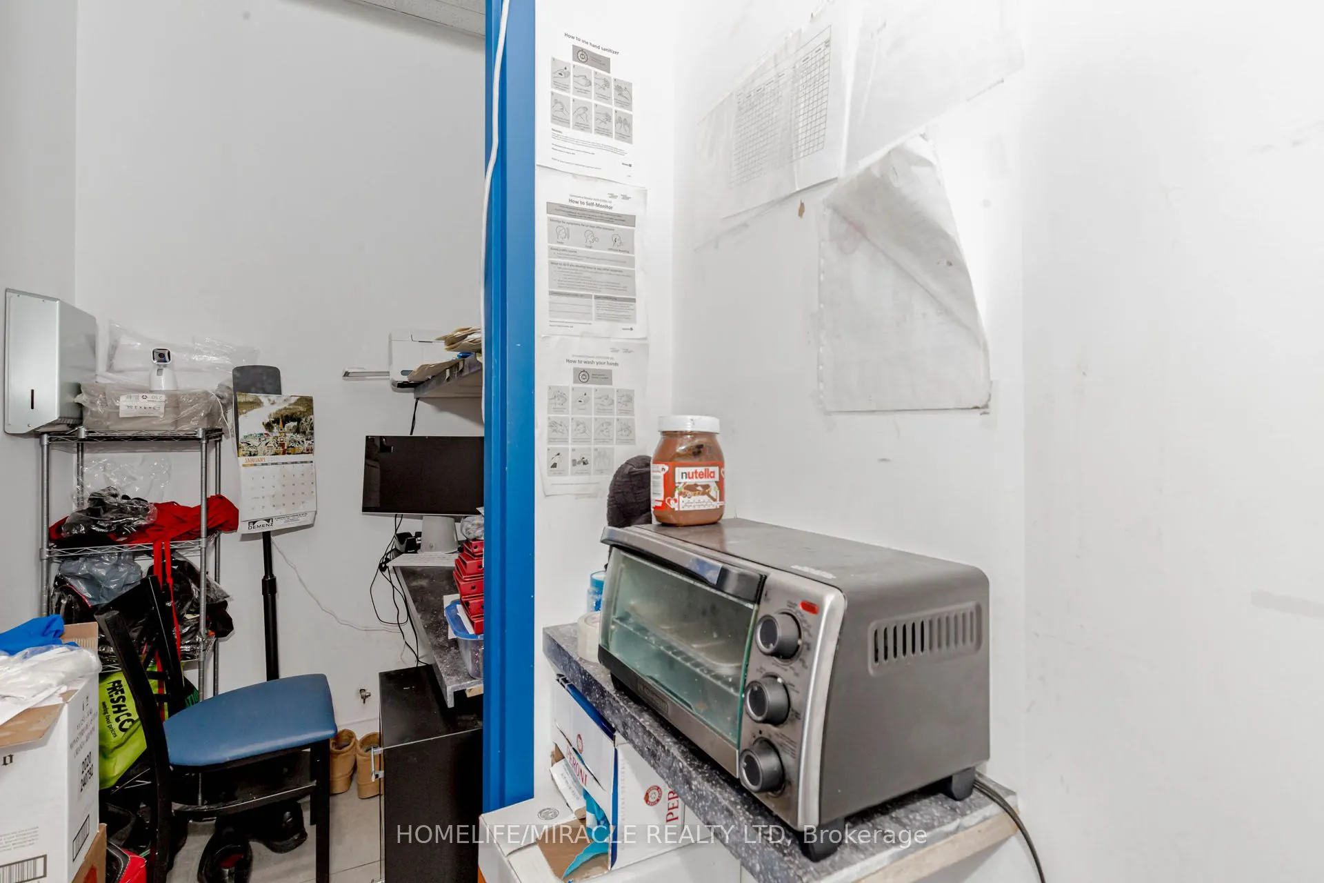 1840 Major Mackenzie Drive, #6 & 7