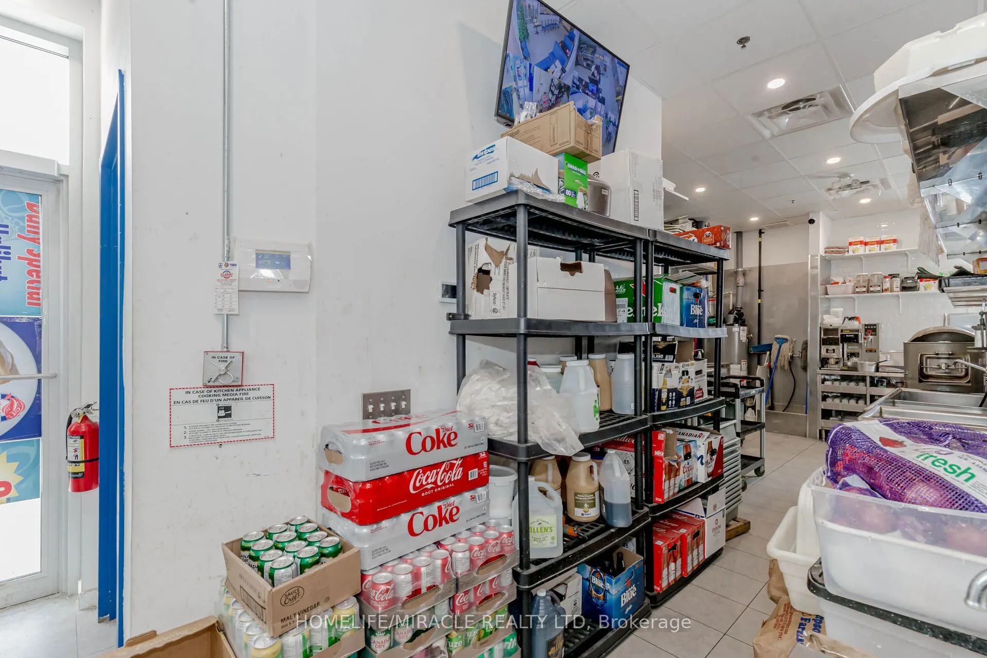 1840 Major Mackenzie Drive, #6 & 7