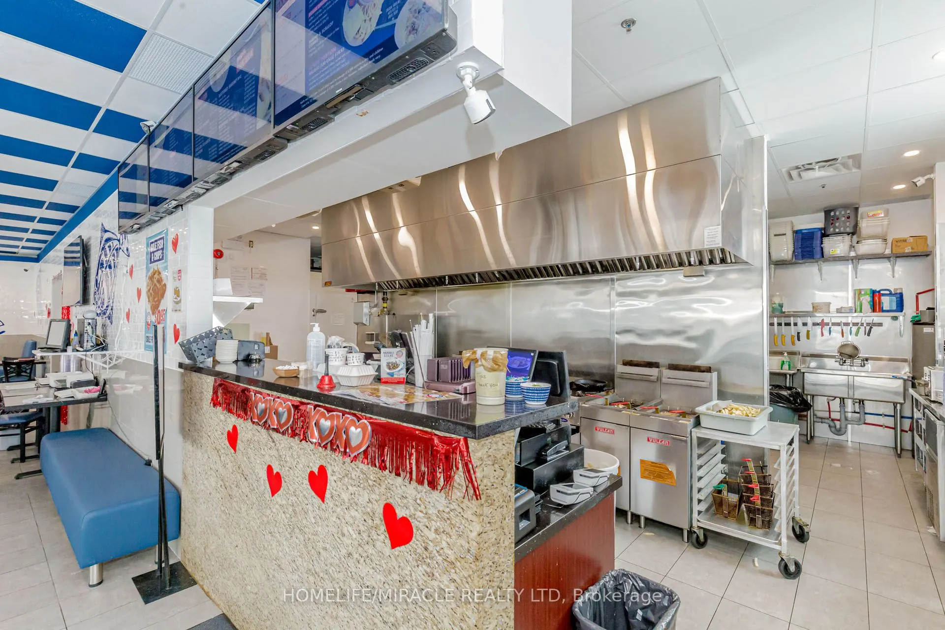 1840 Major Mackenzie Drive, #6 & 7