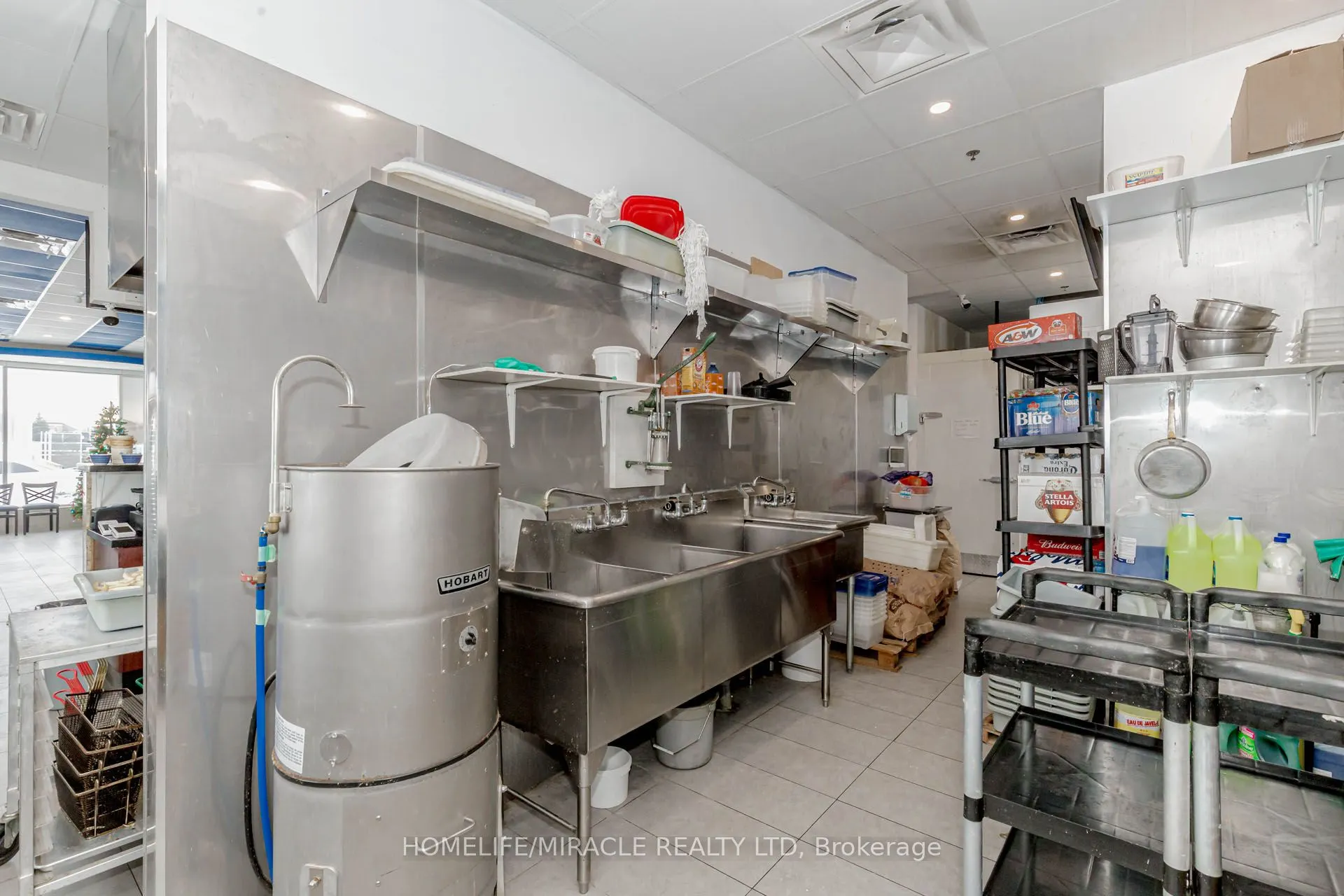 1840 Major Mackenzie Drive, #6 & 7