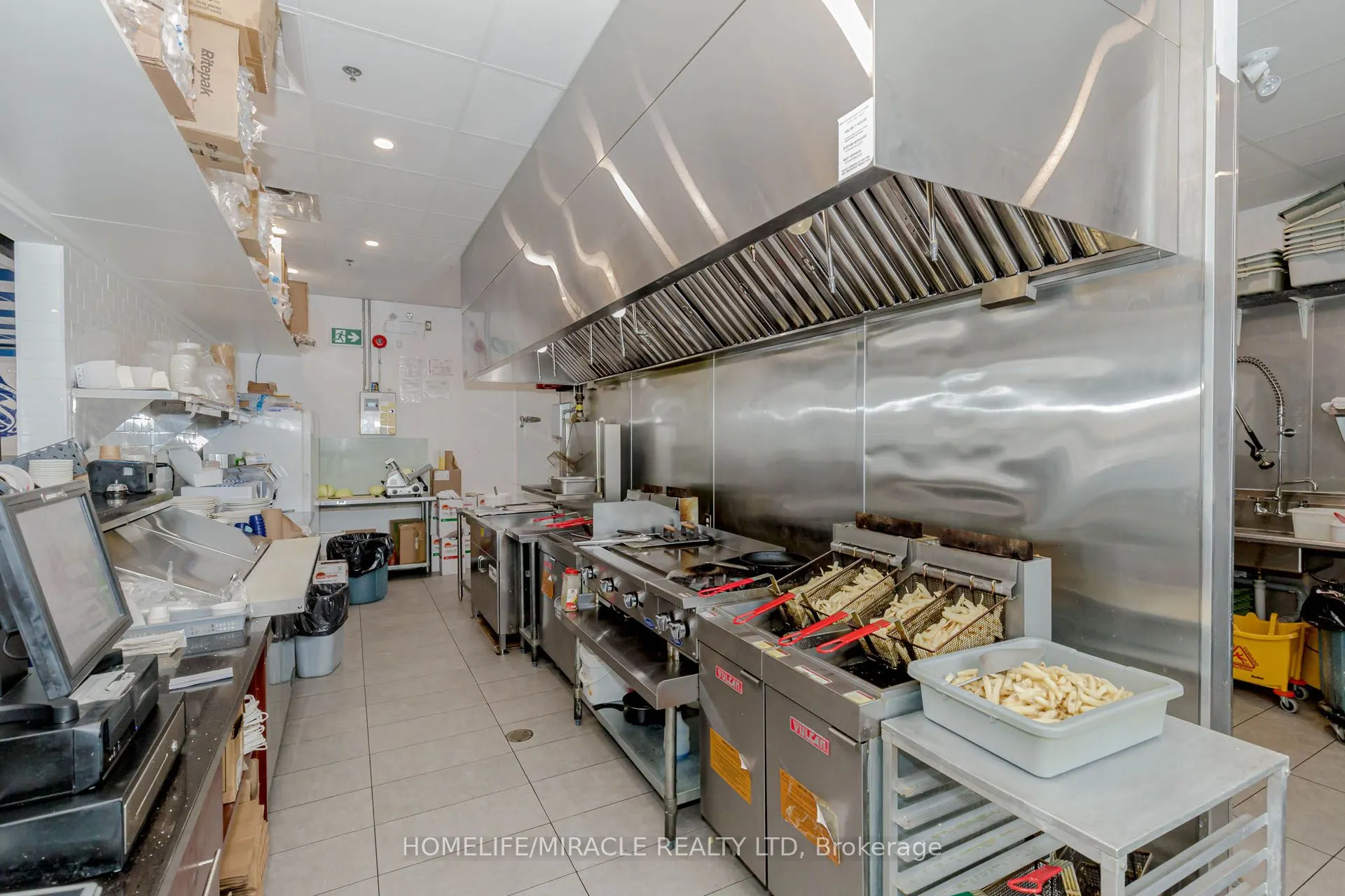 1840 Major Mackenzie Drive, #6 & 7