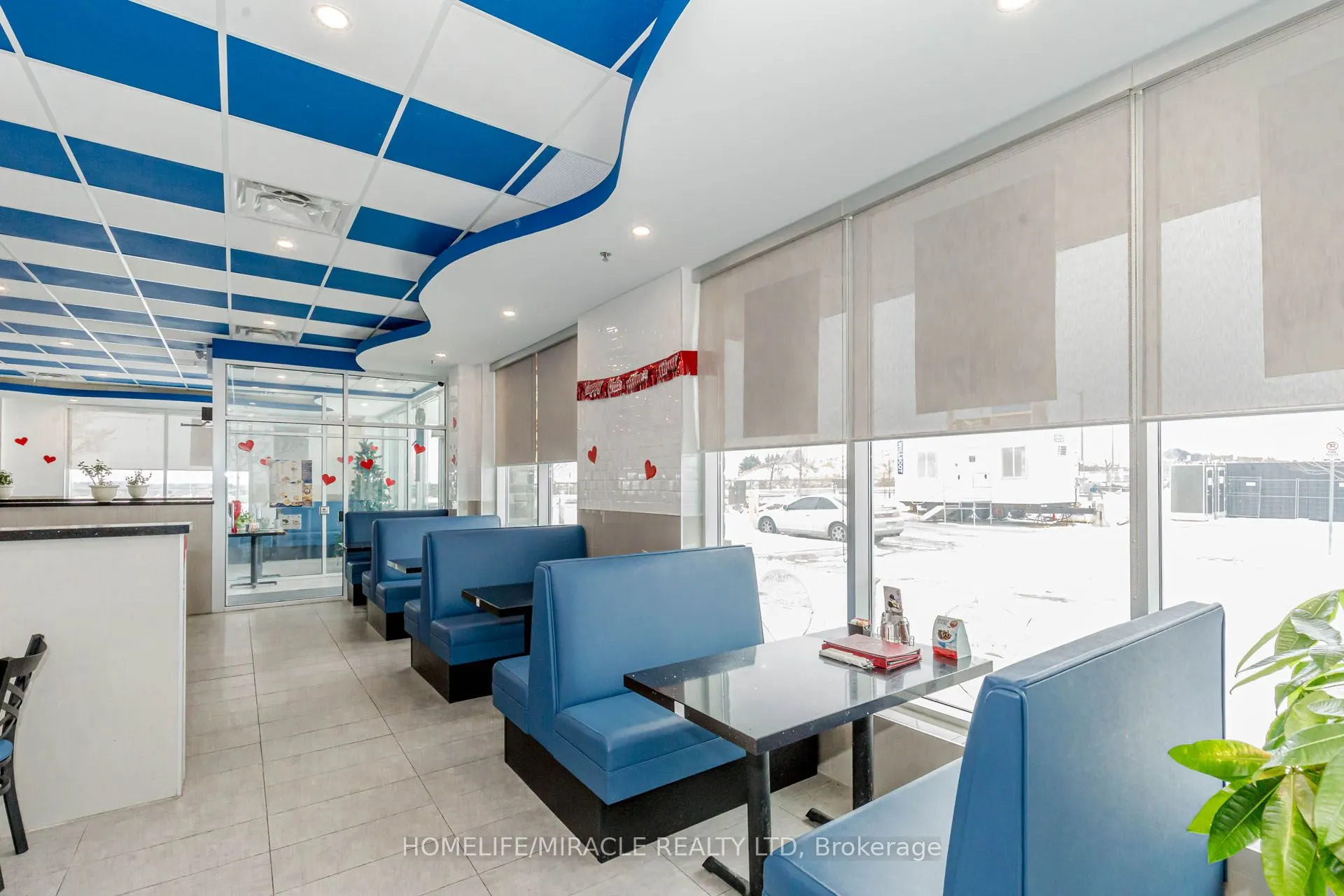 1840 Major Mackenzie Drive, #6 & 7