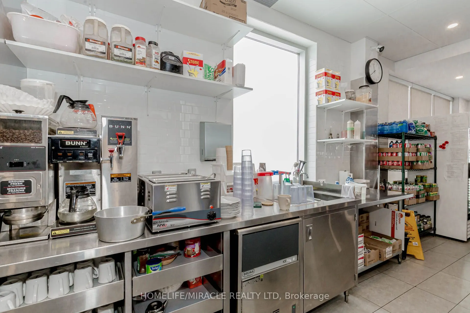 1840 Major Mackenzie Drive, #6 & 7