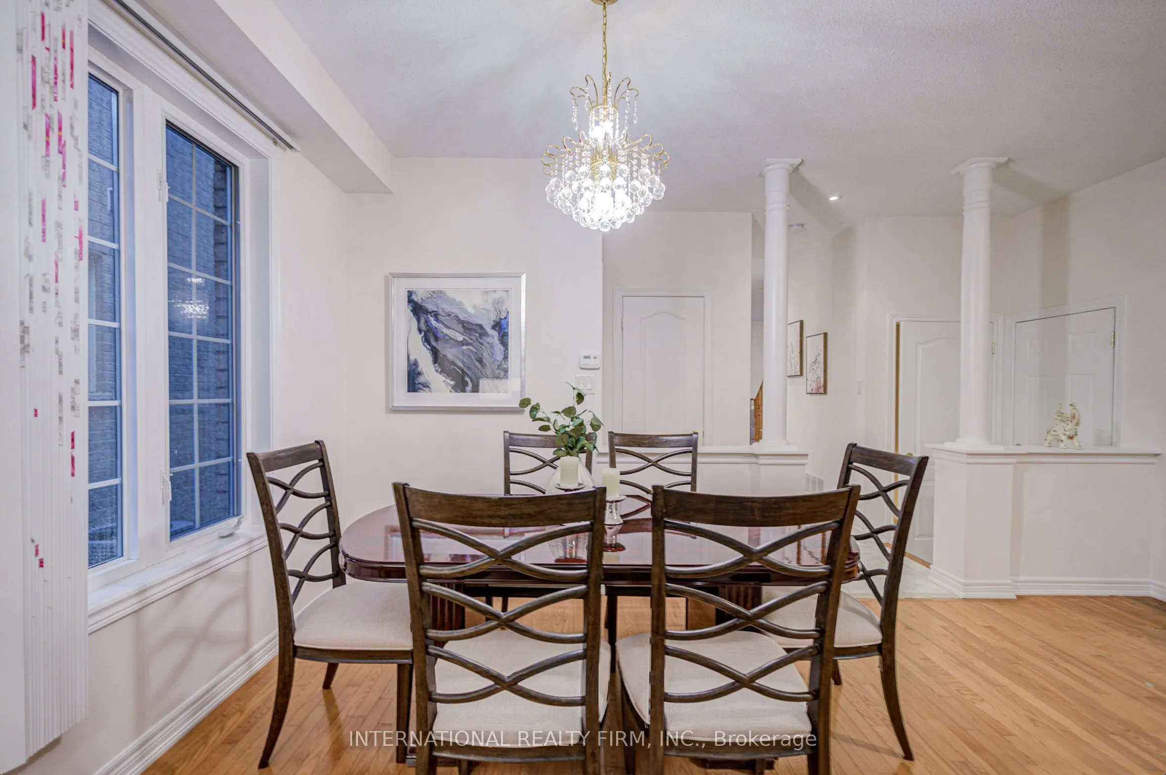 77 Saint James Avenue