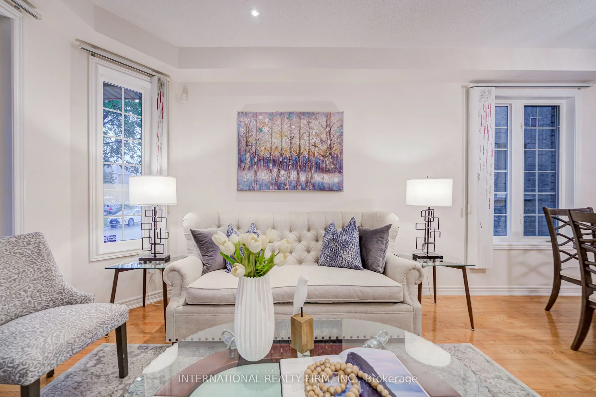 77 Saint James Avenue