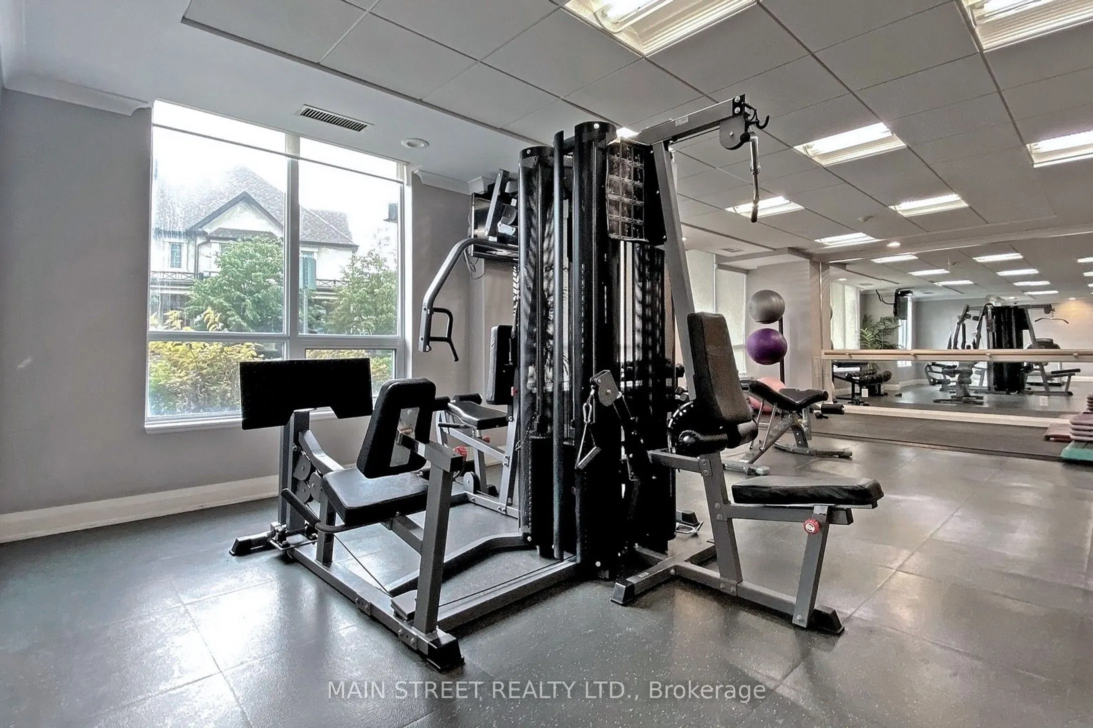 30 North Park Road, #903