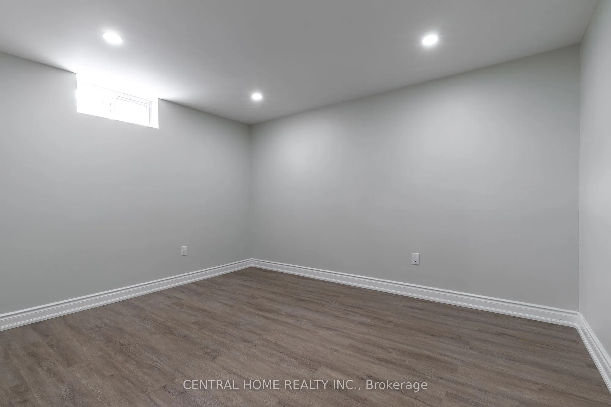 17 Alanadale Avenue, #Bsmt