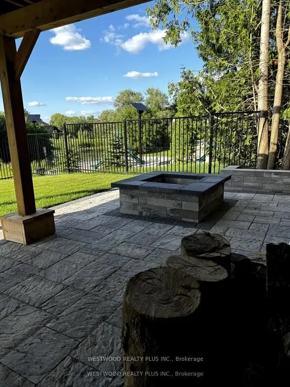 60 Cranberry Lane, #Lower L