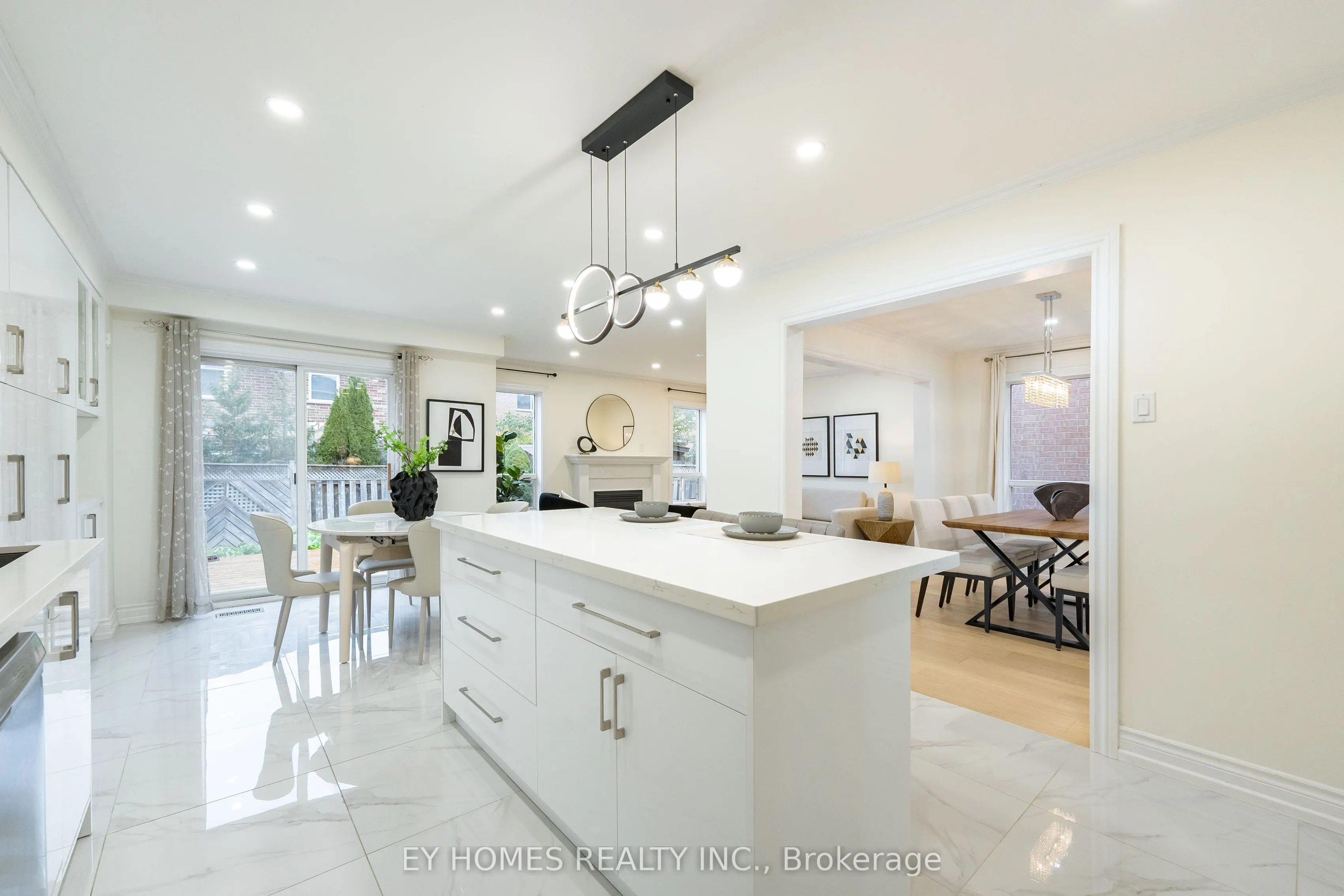 285 St. Joan Of Arc Avenue