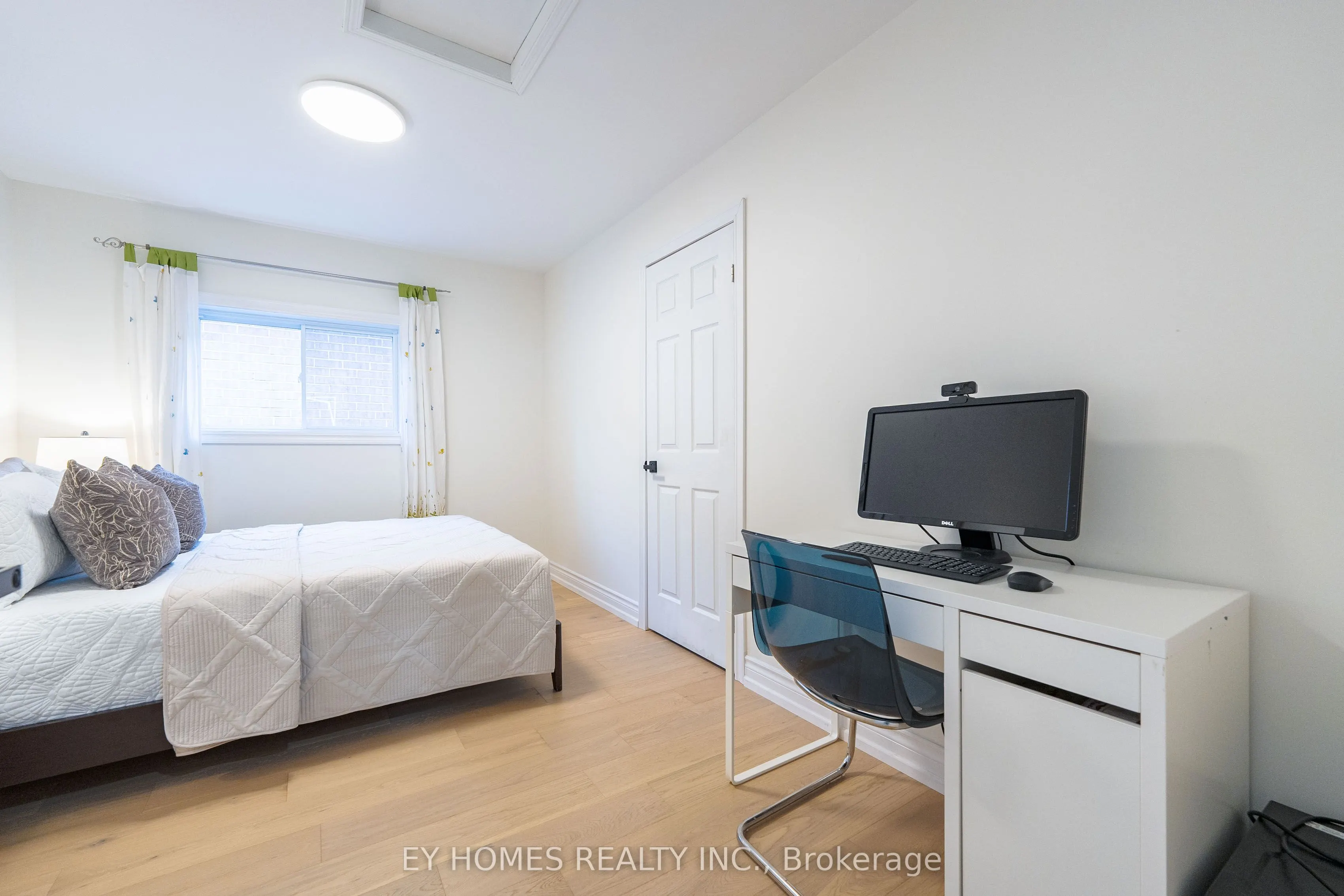 285 St. Joan Of Arc Avenue