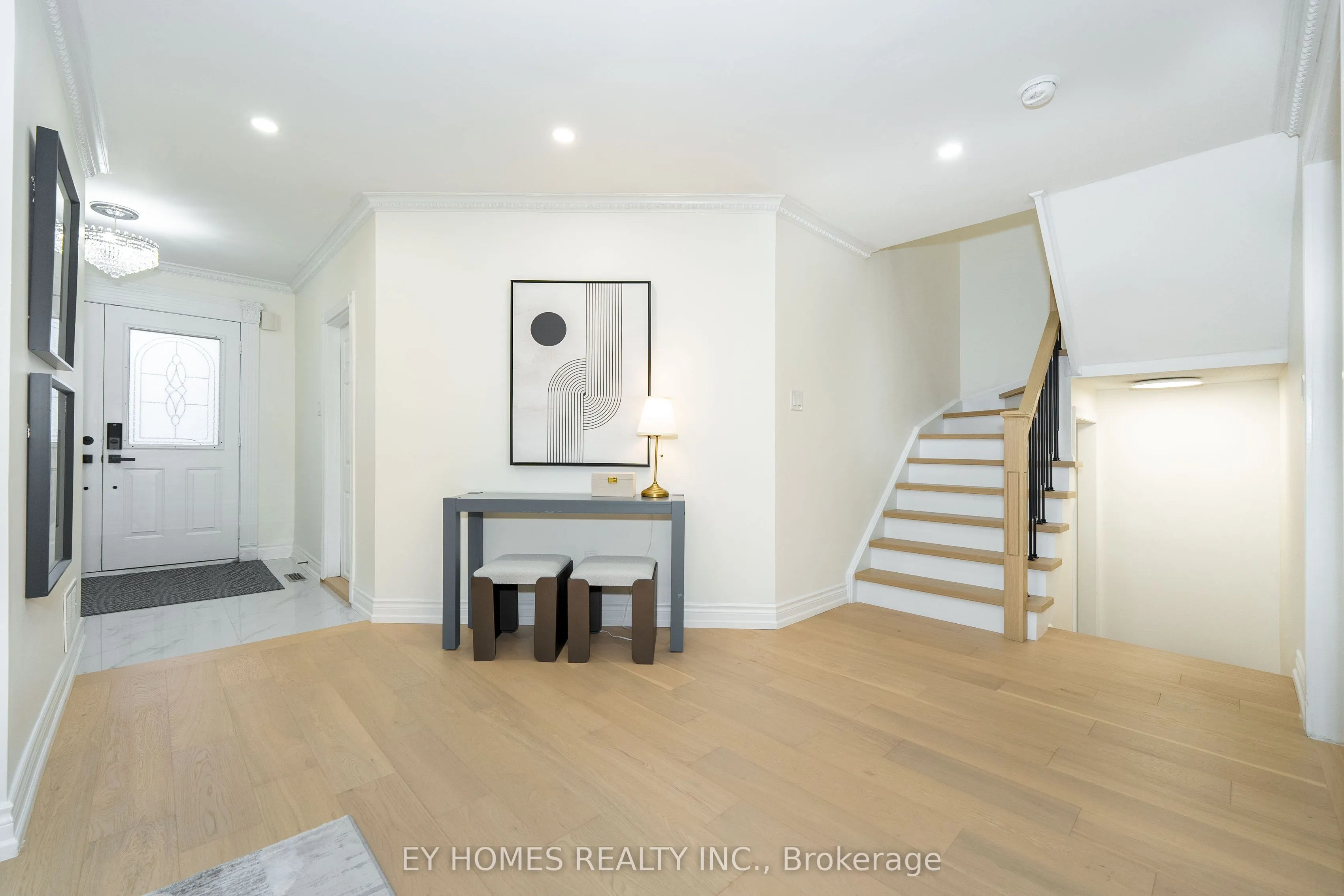 285 St. Joan Of Arc Avenue