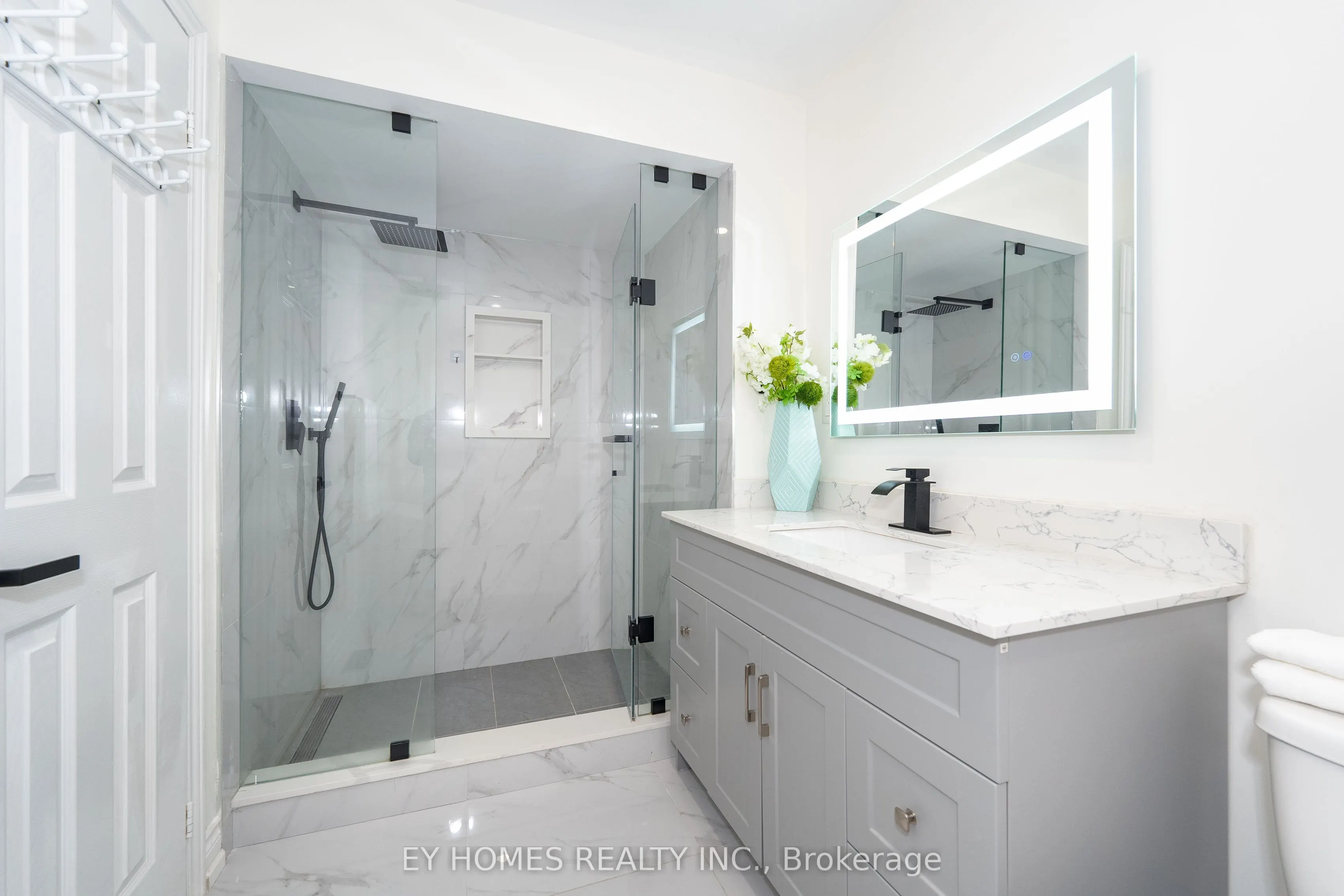 285 St. Joan Of Arc Avenue