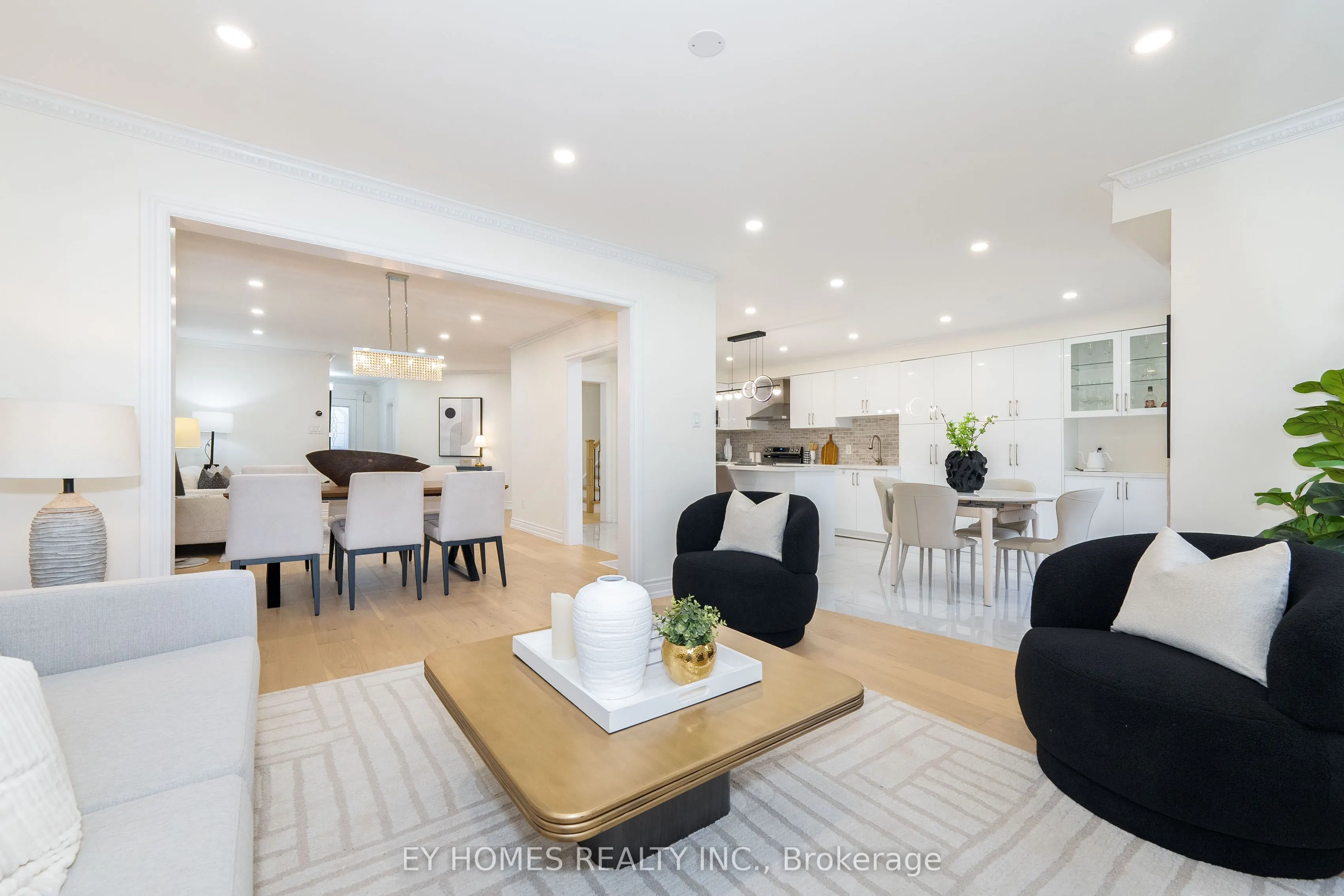 285 St. Joan Of Arc Avenue