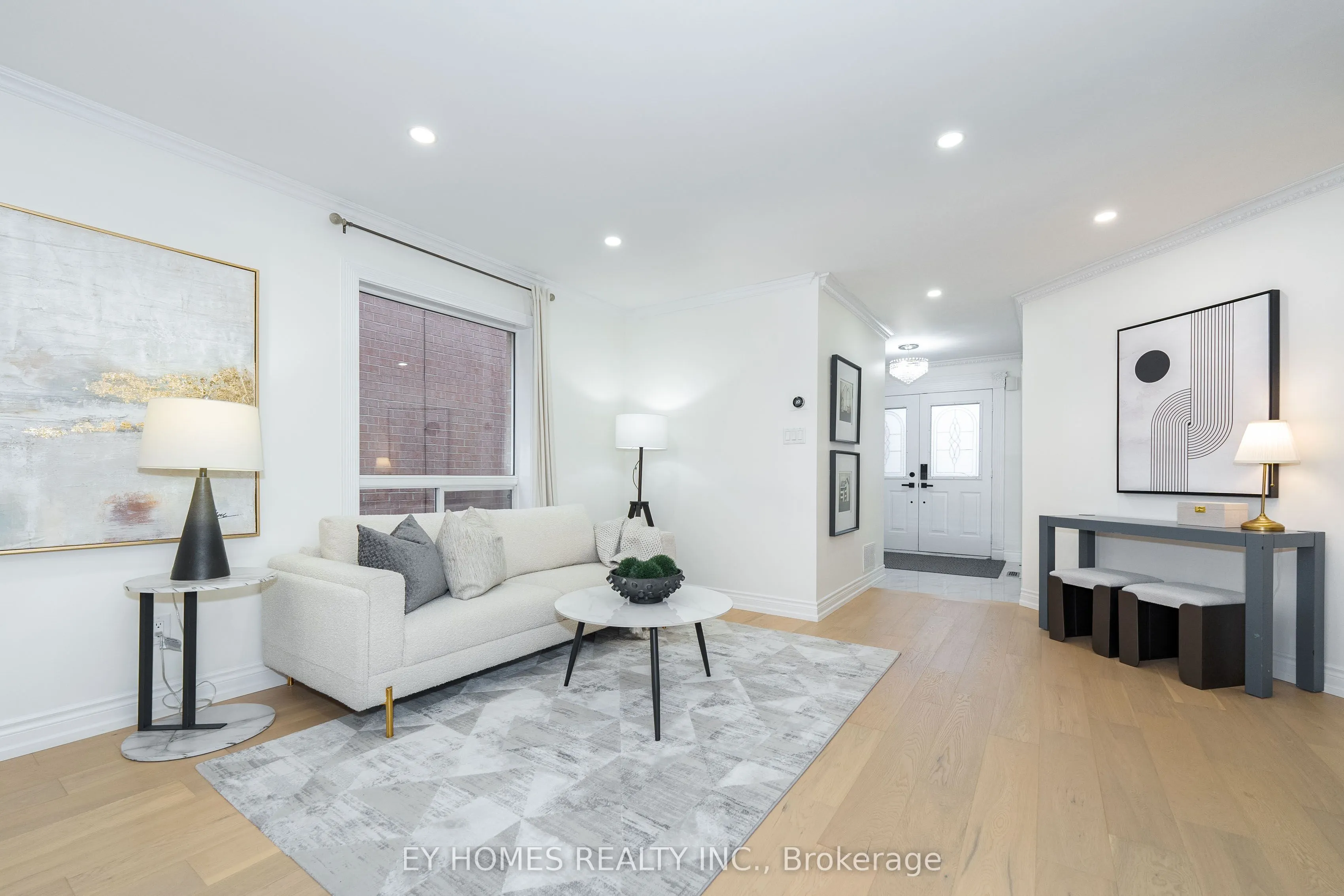 285 St. Joan Of Arc Avenue