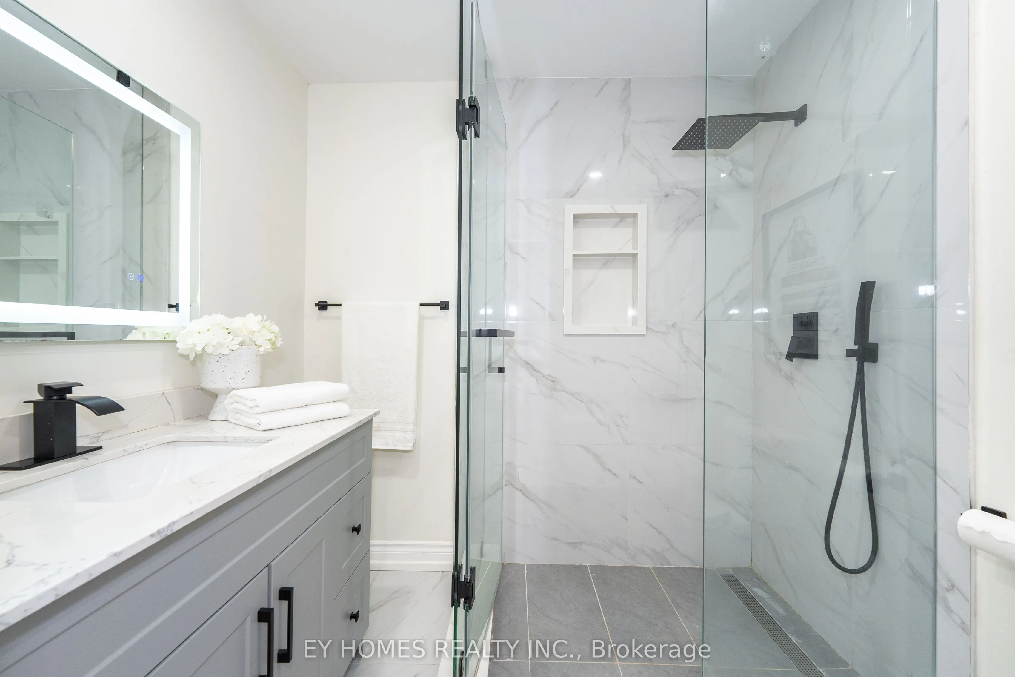 285 St. Joan Of Arc Avenue