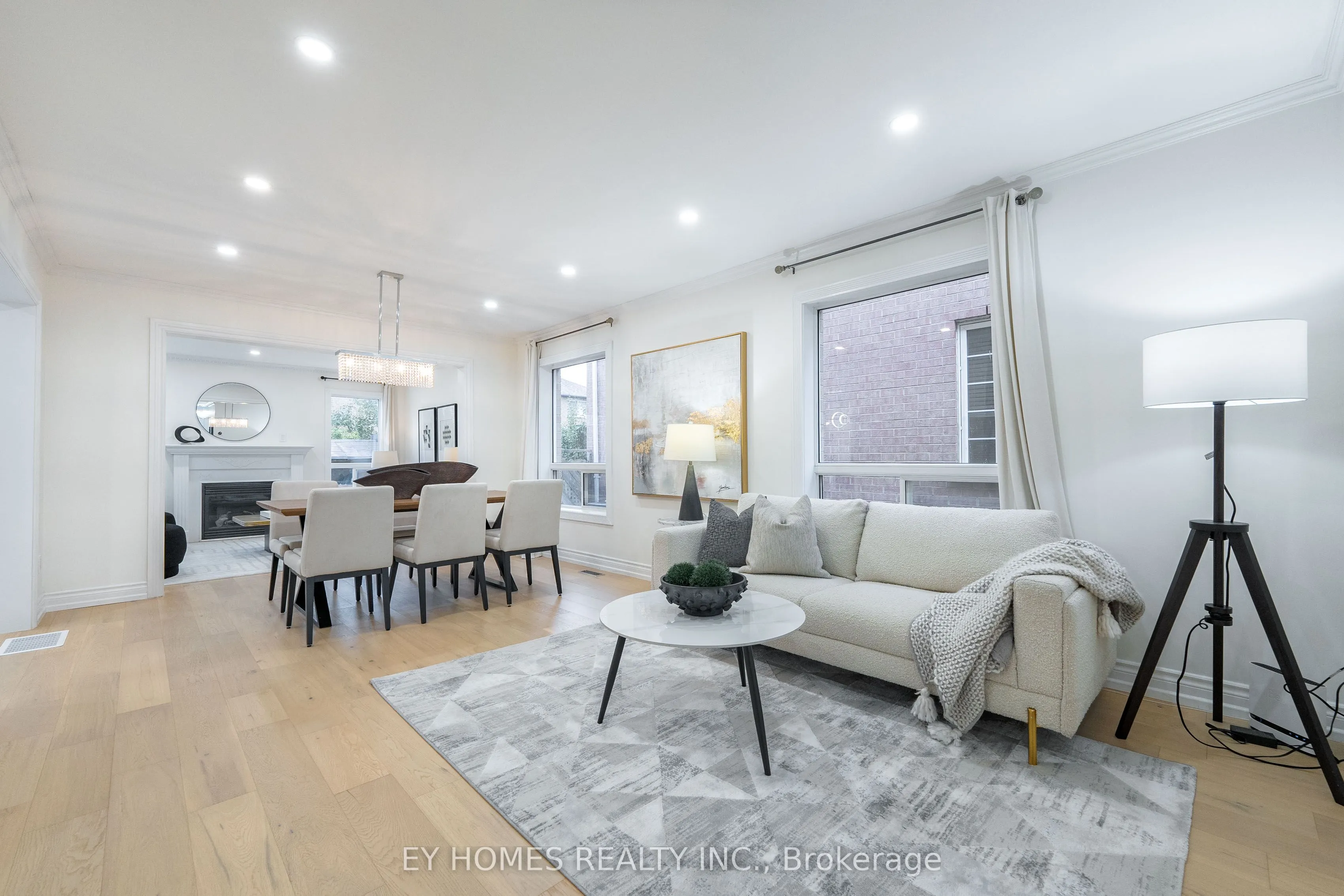 285 St. Joan Of Arc Avenue