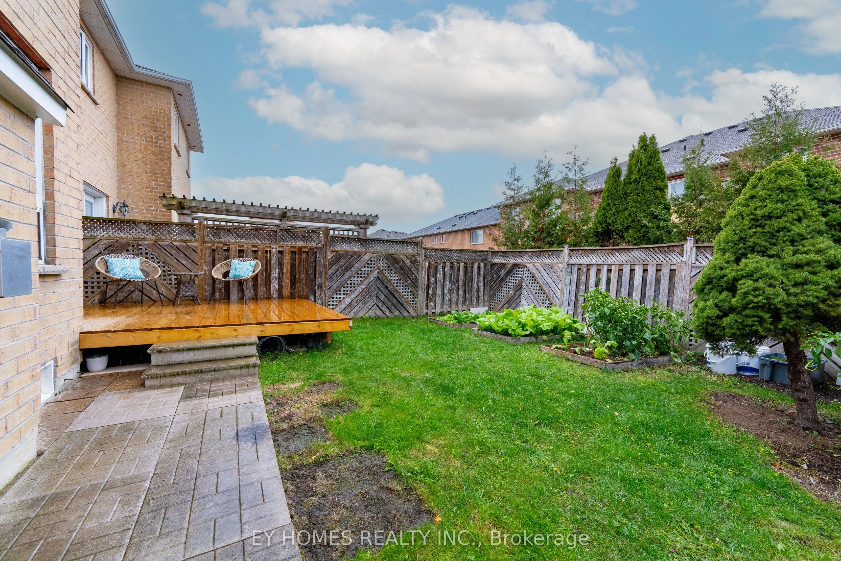 285 St. Joan Of Arc Avenue