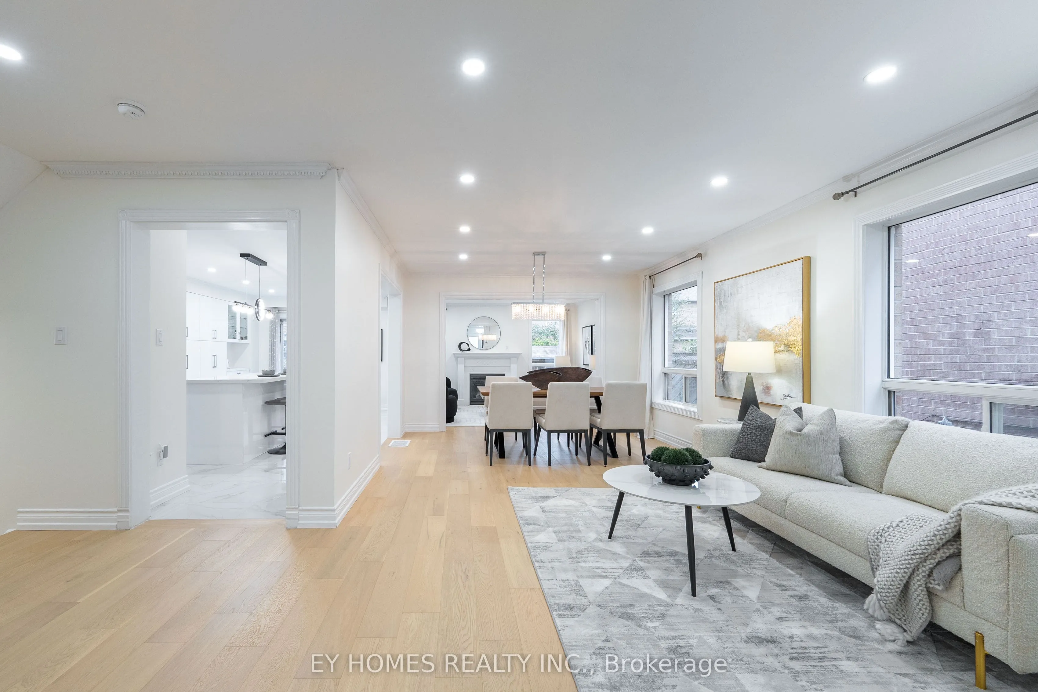 285 St. Joan Of Arc Avenue