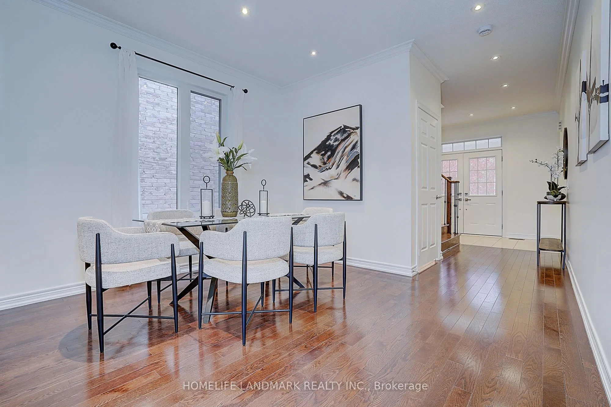 16 beacon piont Street