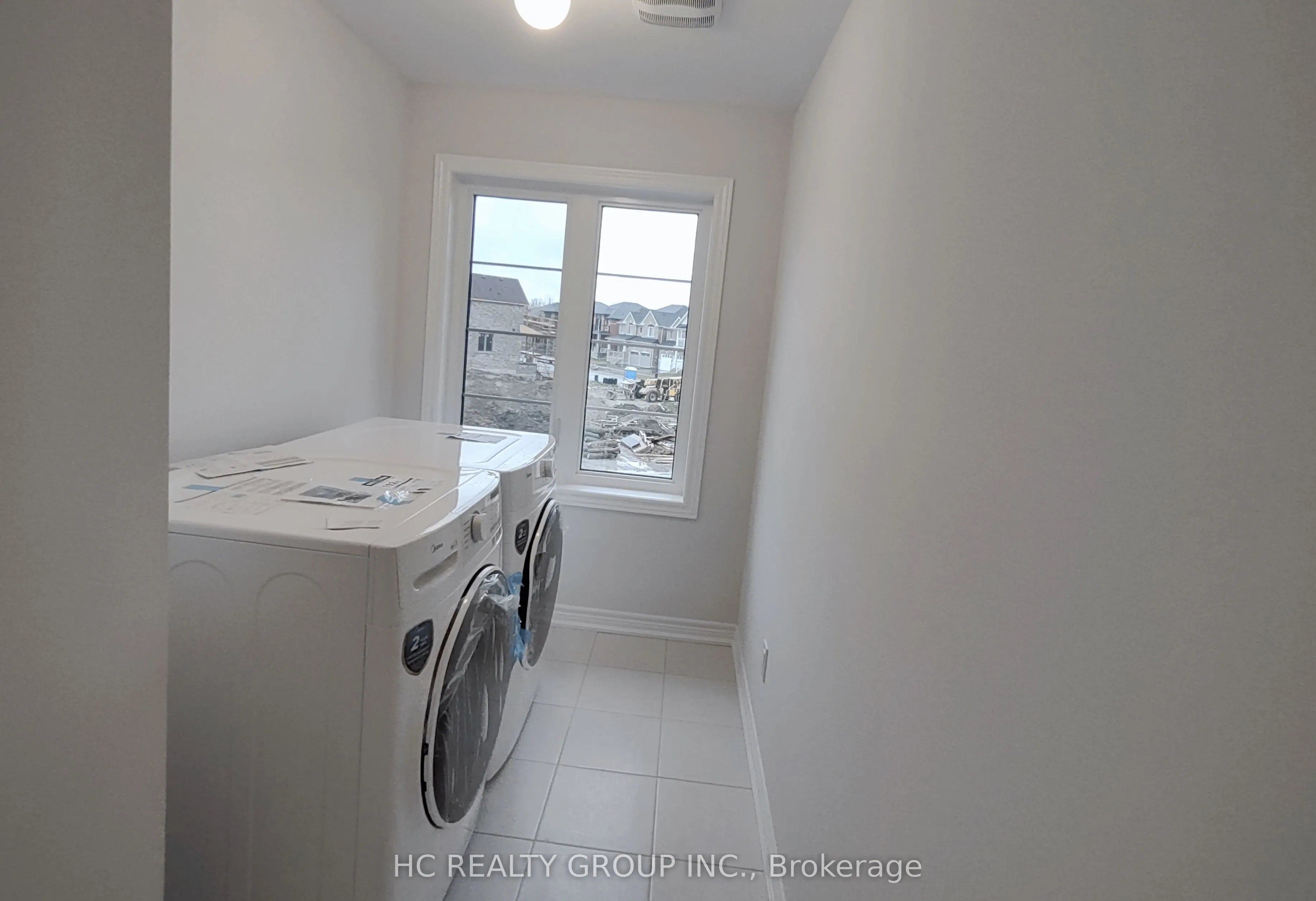 4 Sam Battaglia Crescent