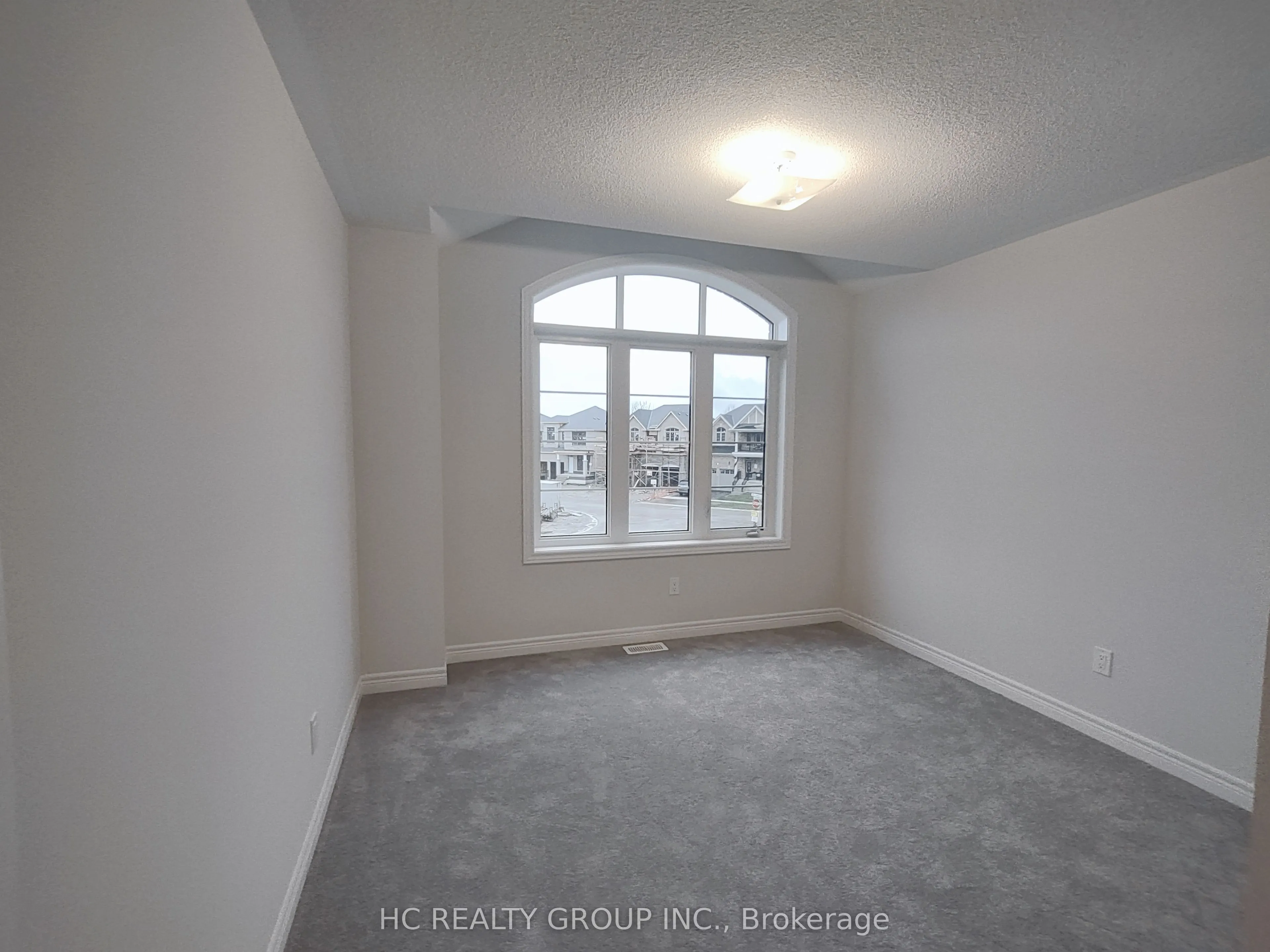 4 Sam Battaglia Crescent