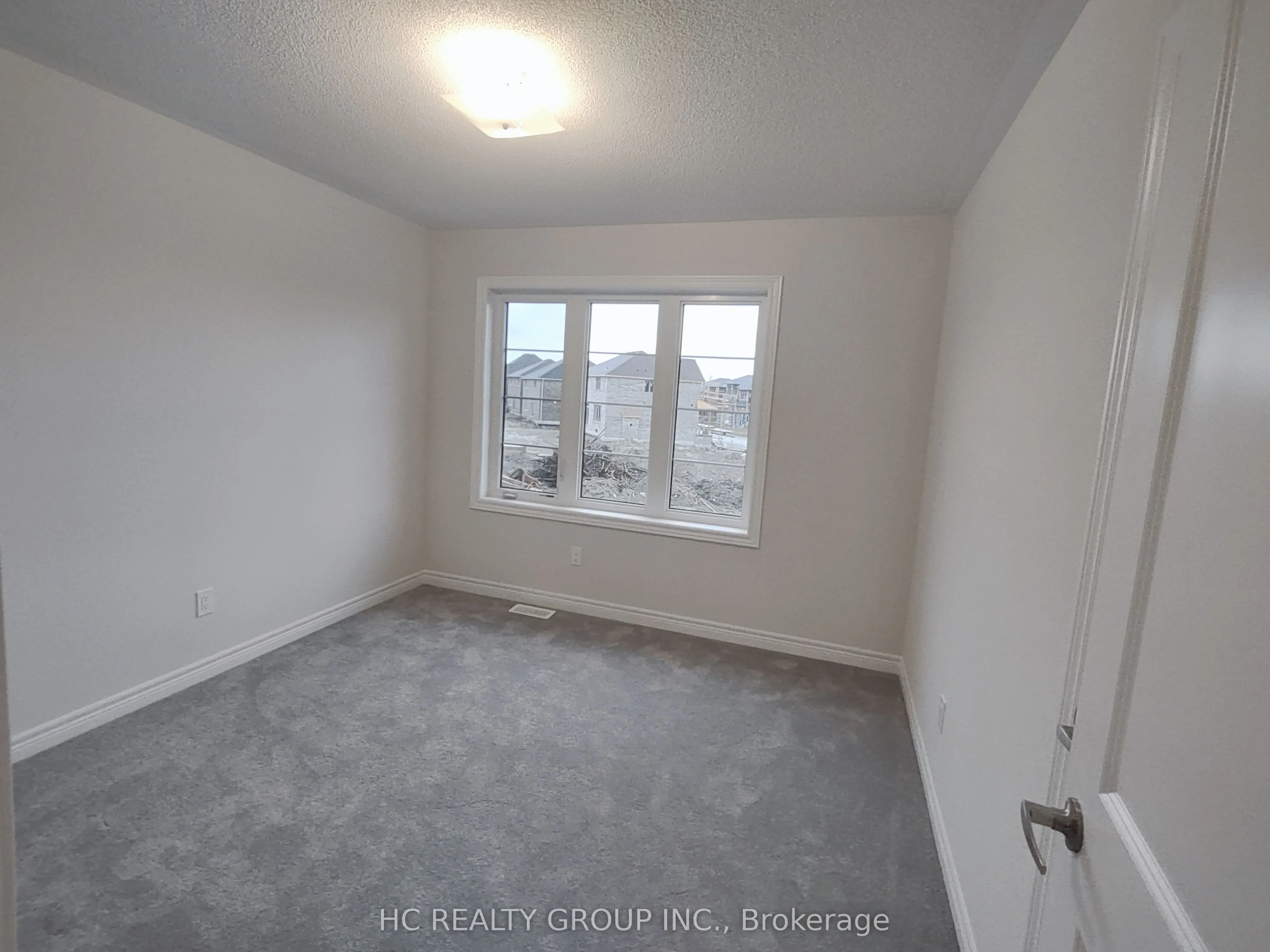 4 Sam Battaglia Crescent