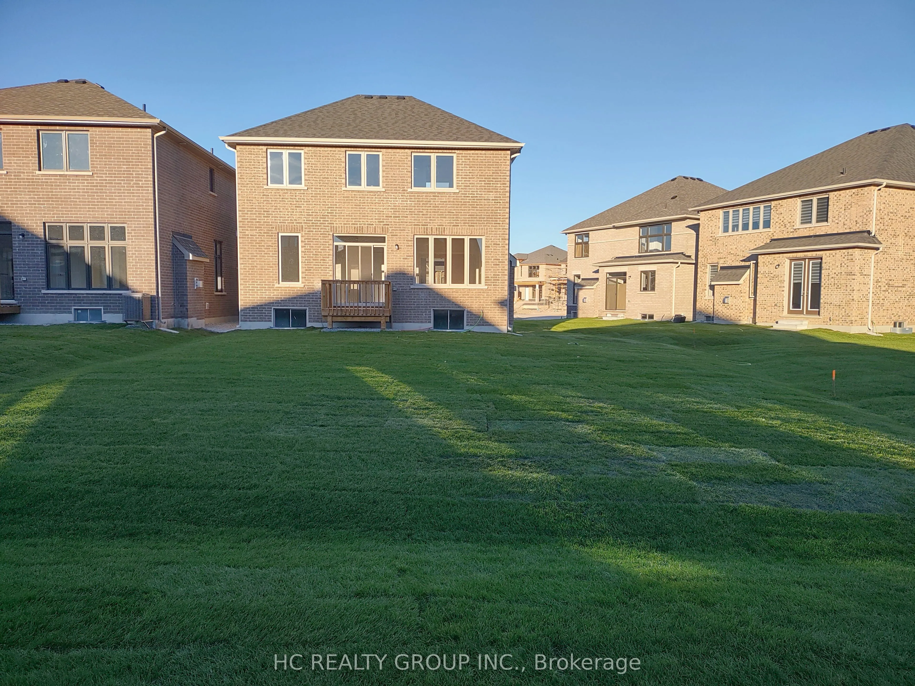 4 Sam Battaglia Crescent