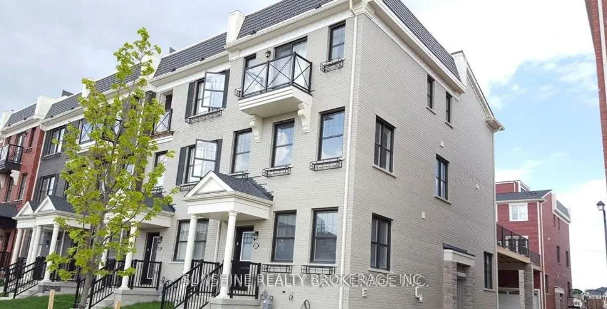 62 Baker Hill Boulevard