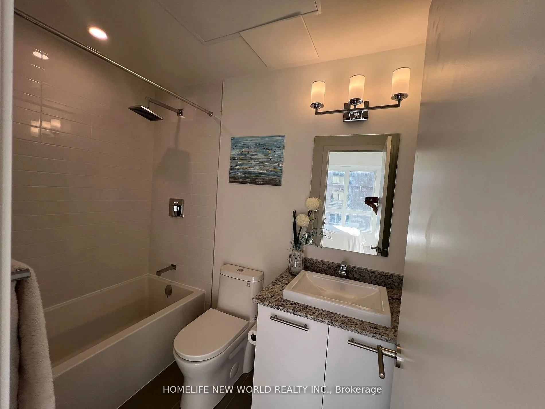 101 Cathedral High Street, #306