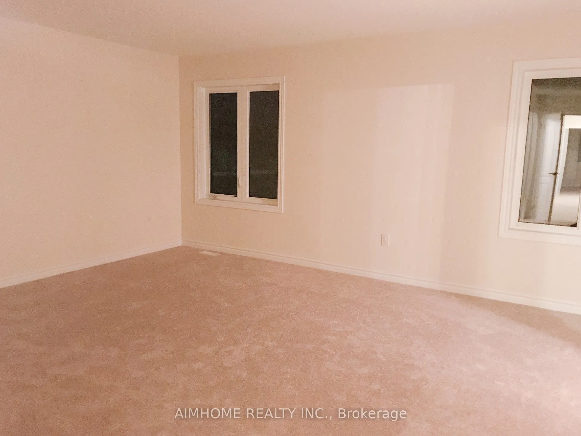 30 Deepwood Crescent