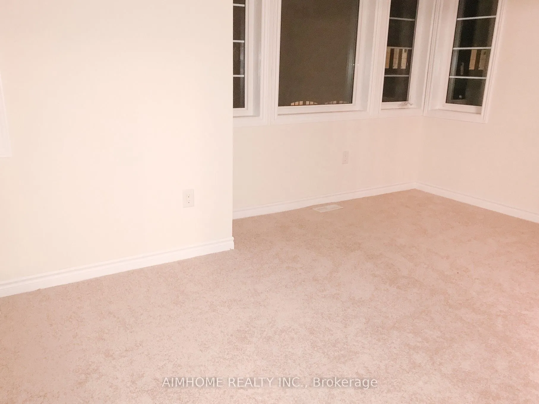 30 Deepwood Crescent