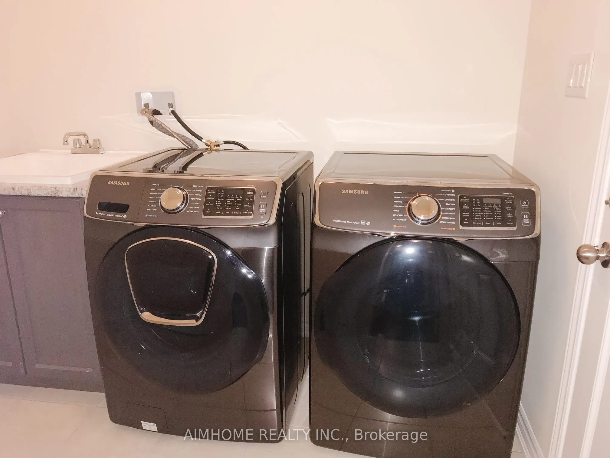 30 Deepwood Crescent