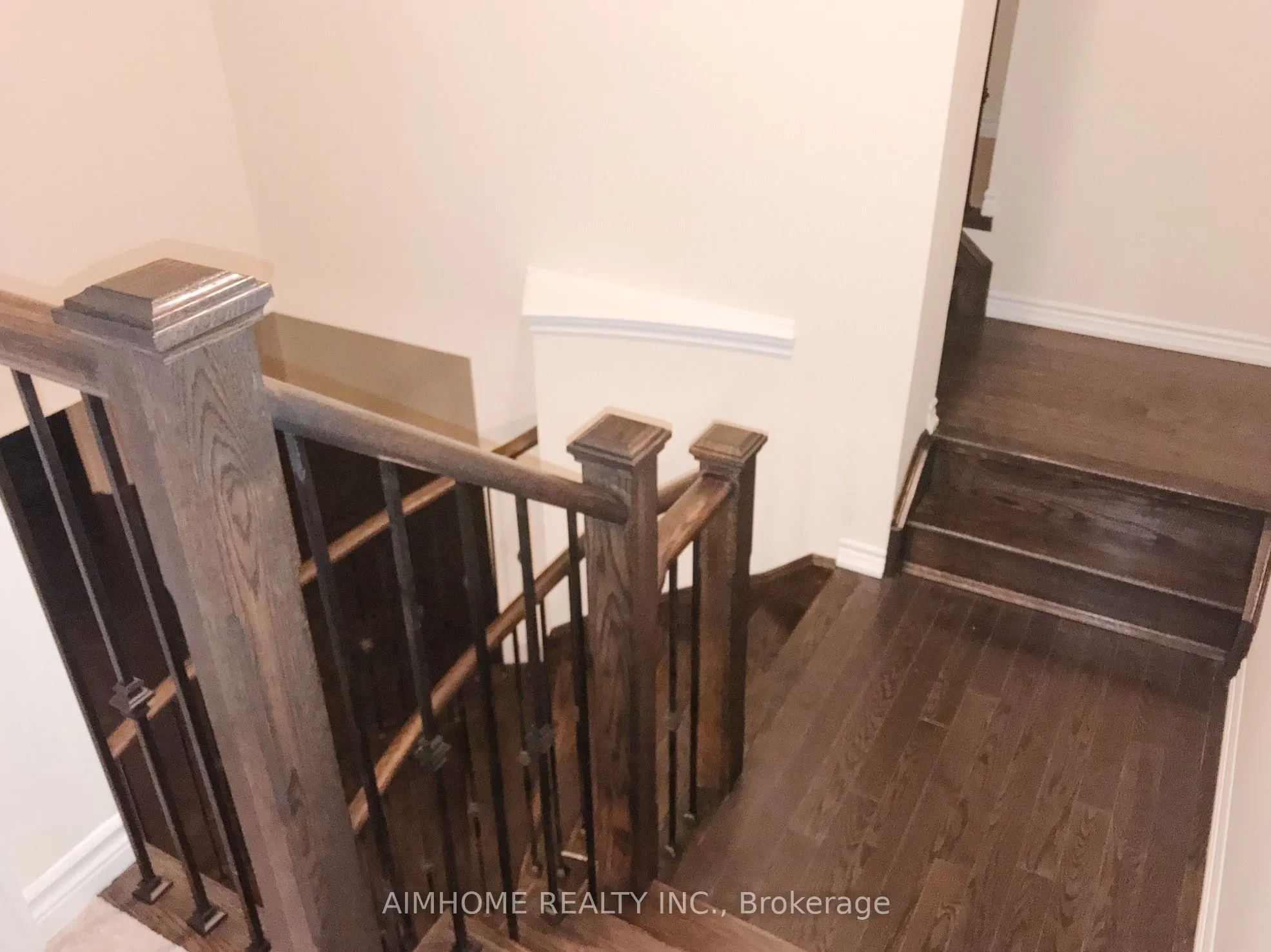 30 Deepwood Crescent