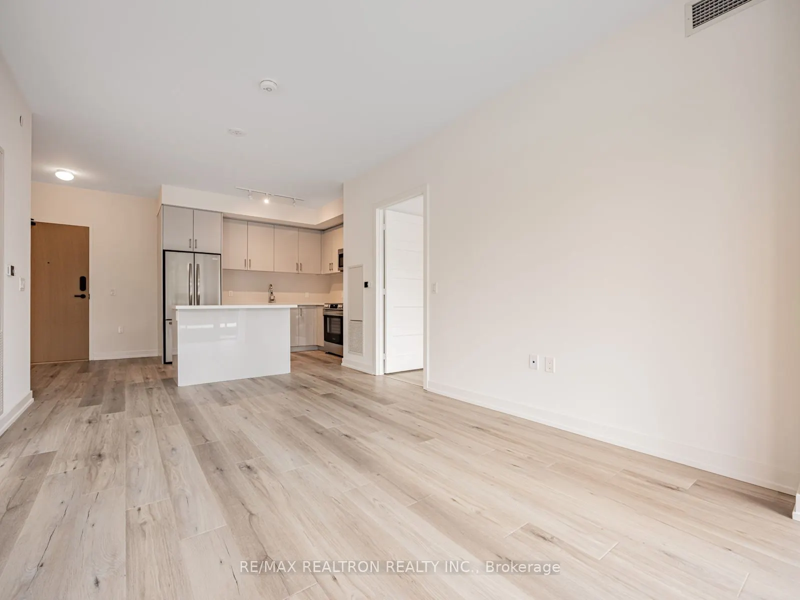 333 Sunseeker Avenue, #313