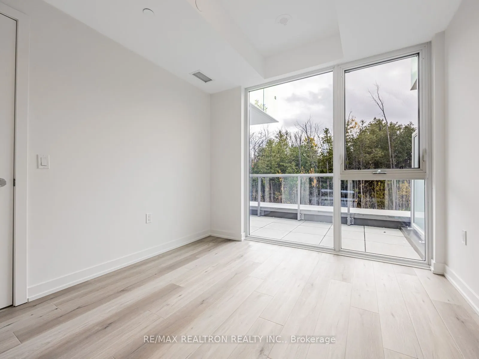 333 Sunseeker Avenue, #313