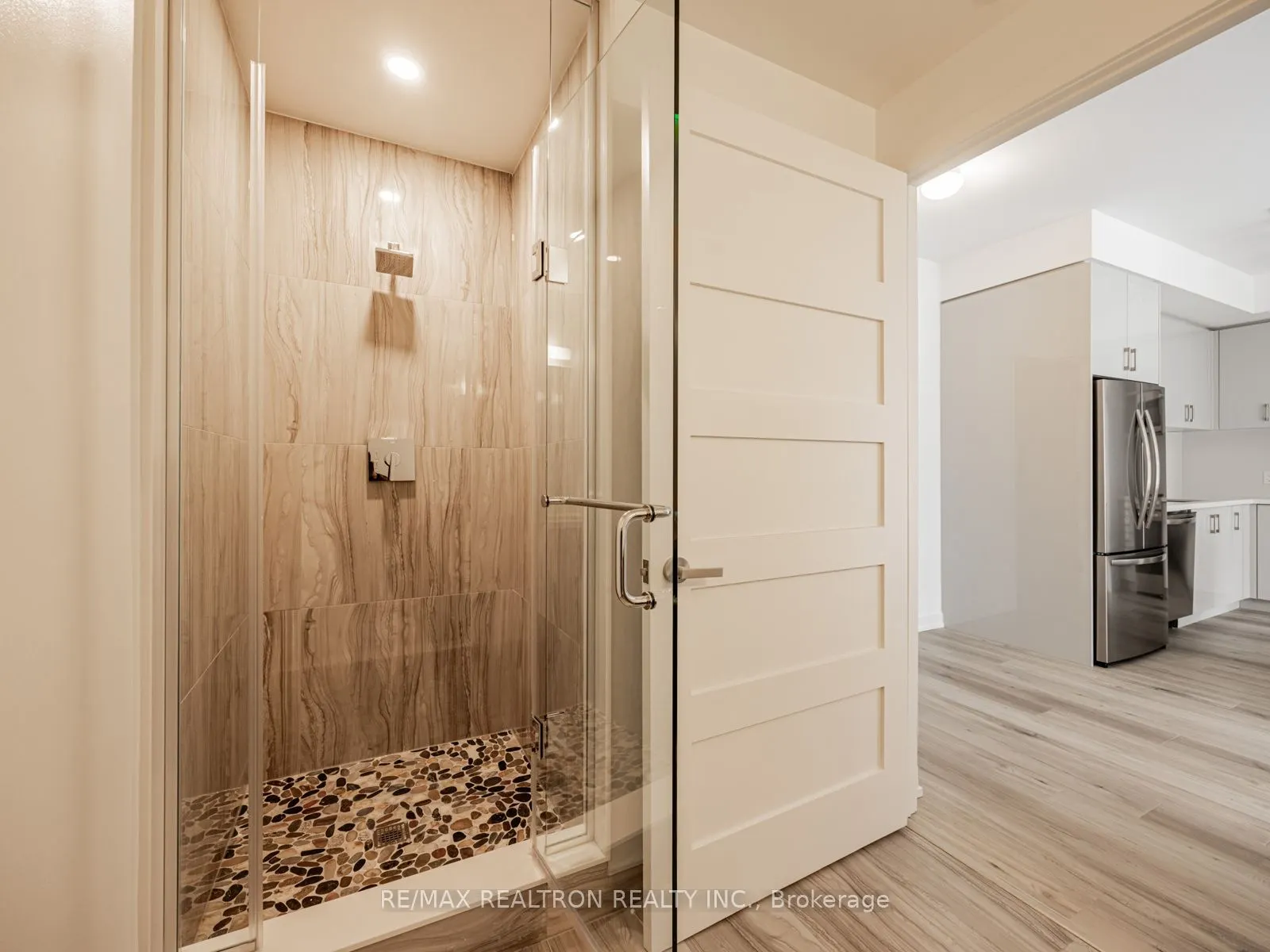 333 Sunseeker Avenue, #313