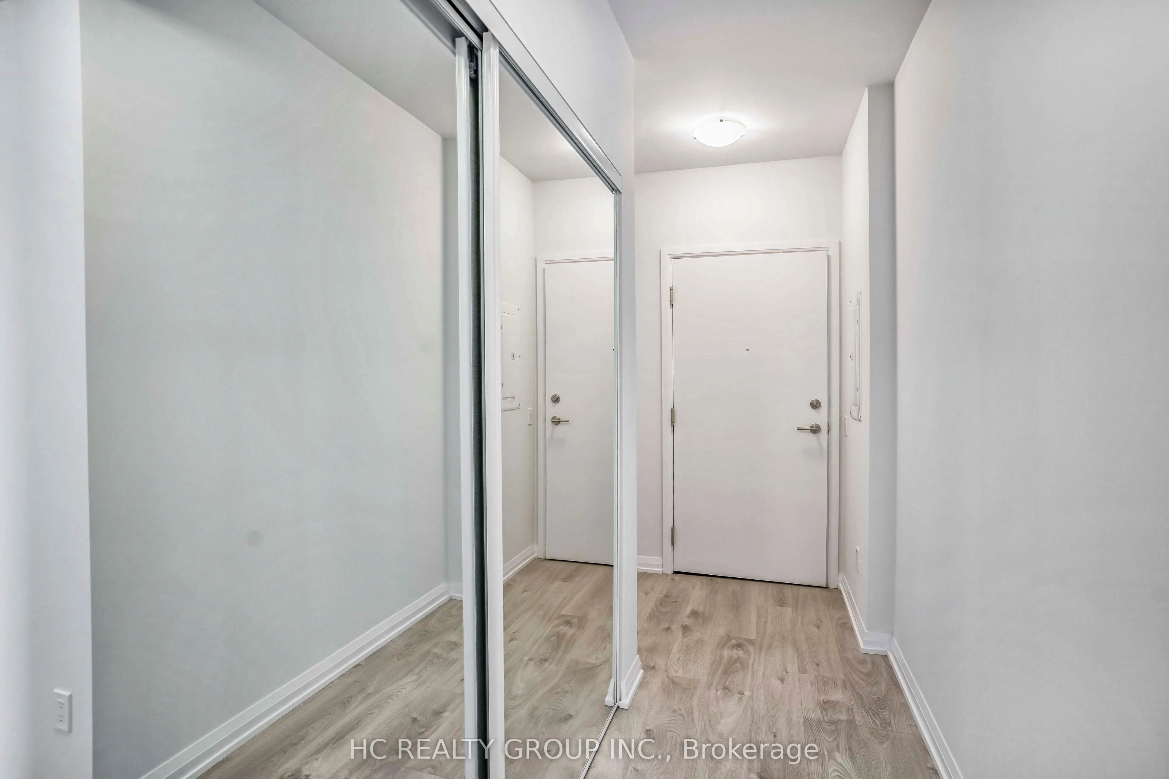 7895 Jane Street, #Lph10