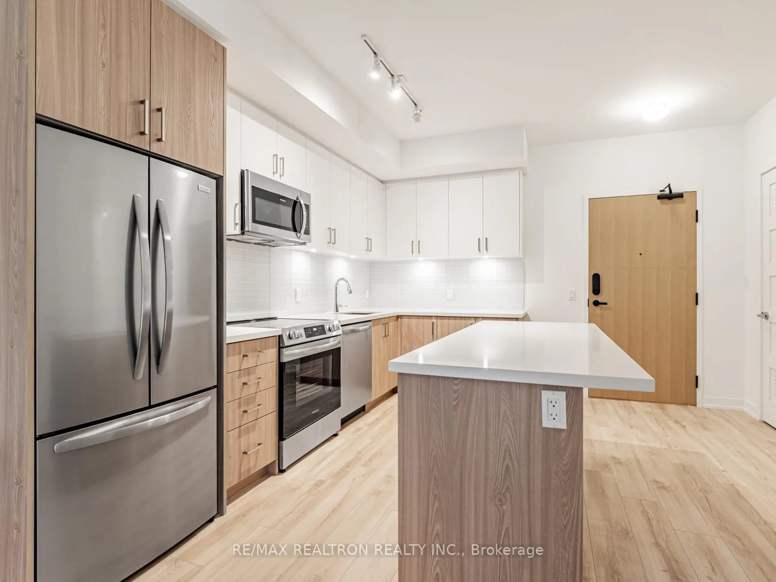 333 Sunseeker Avenue, #136